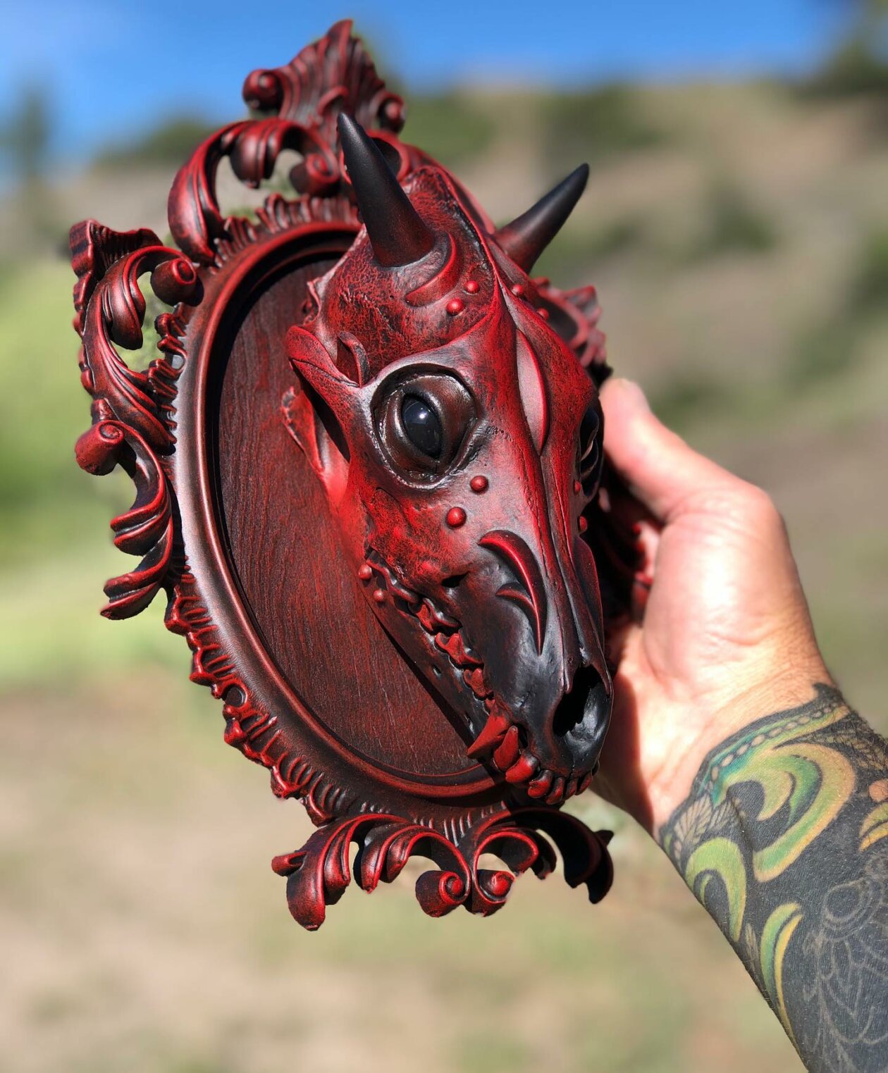 Dark Sculptures Made From Animal Skulls By Chris Haas (1)