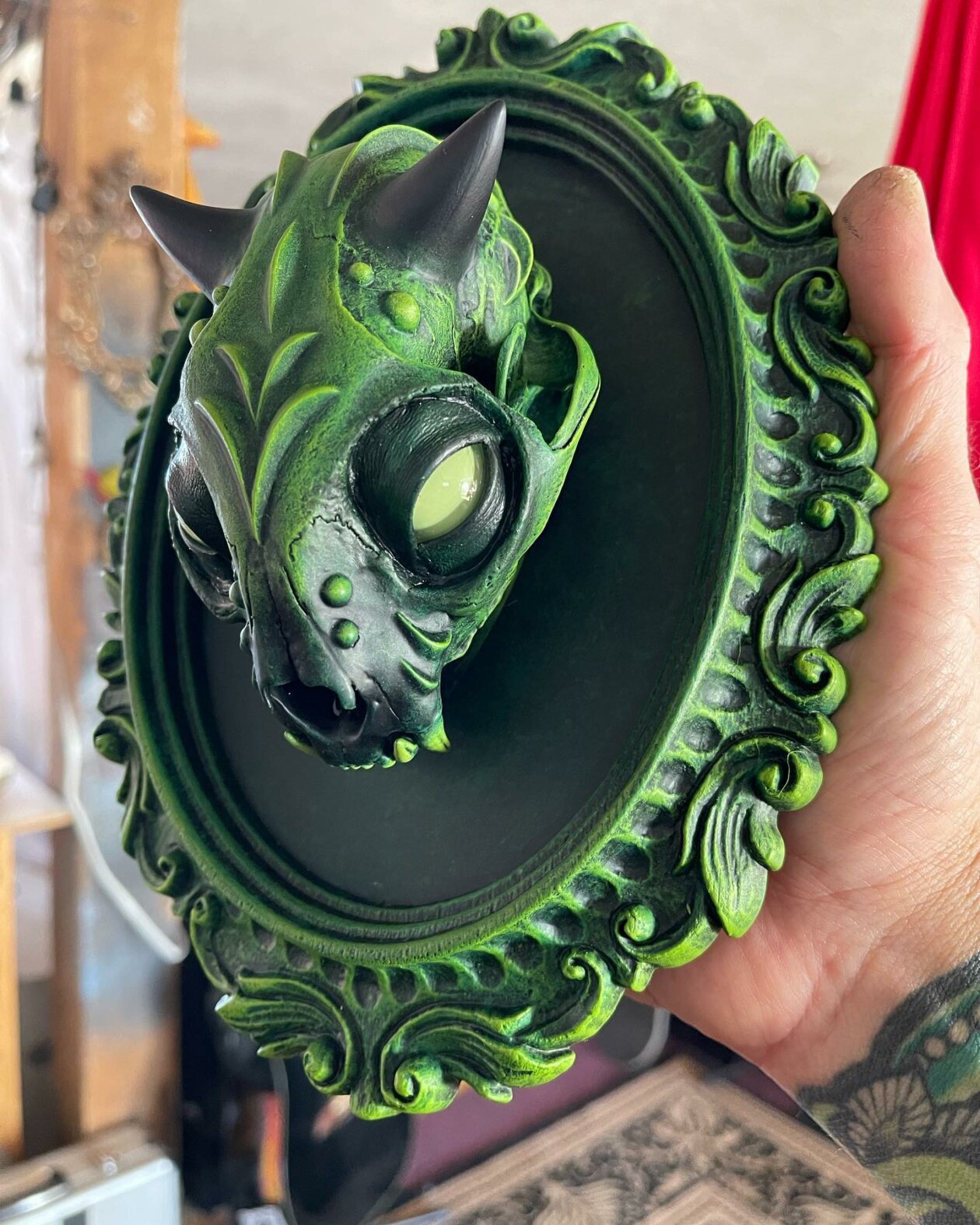 Dark Sculptures Made From Animal Skulls By Chris Haas (11)