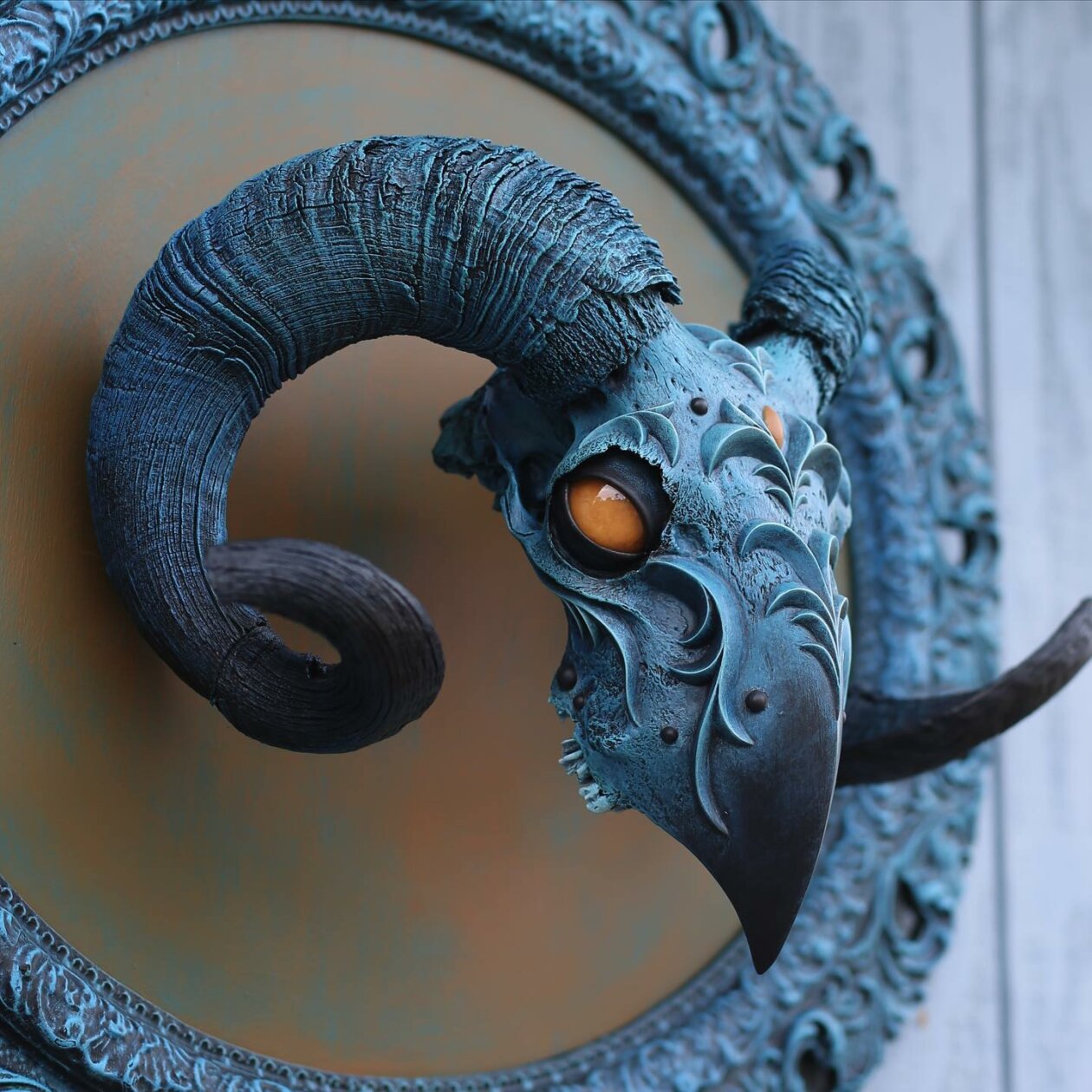 Dark Sculptures Made From Animal Skulls By Chris Haas (12)