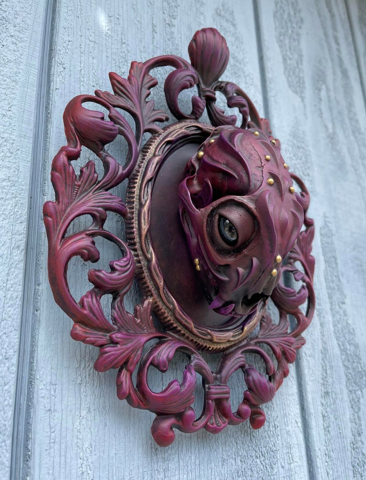 Dark Sculptures Made From Animal Skulls By Chris Haas (16)