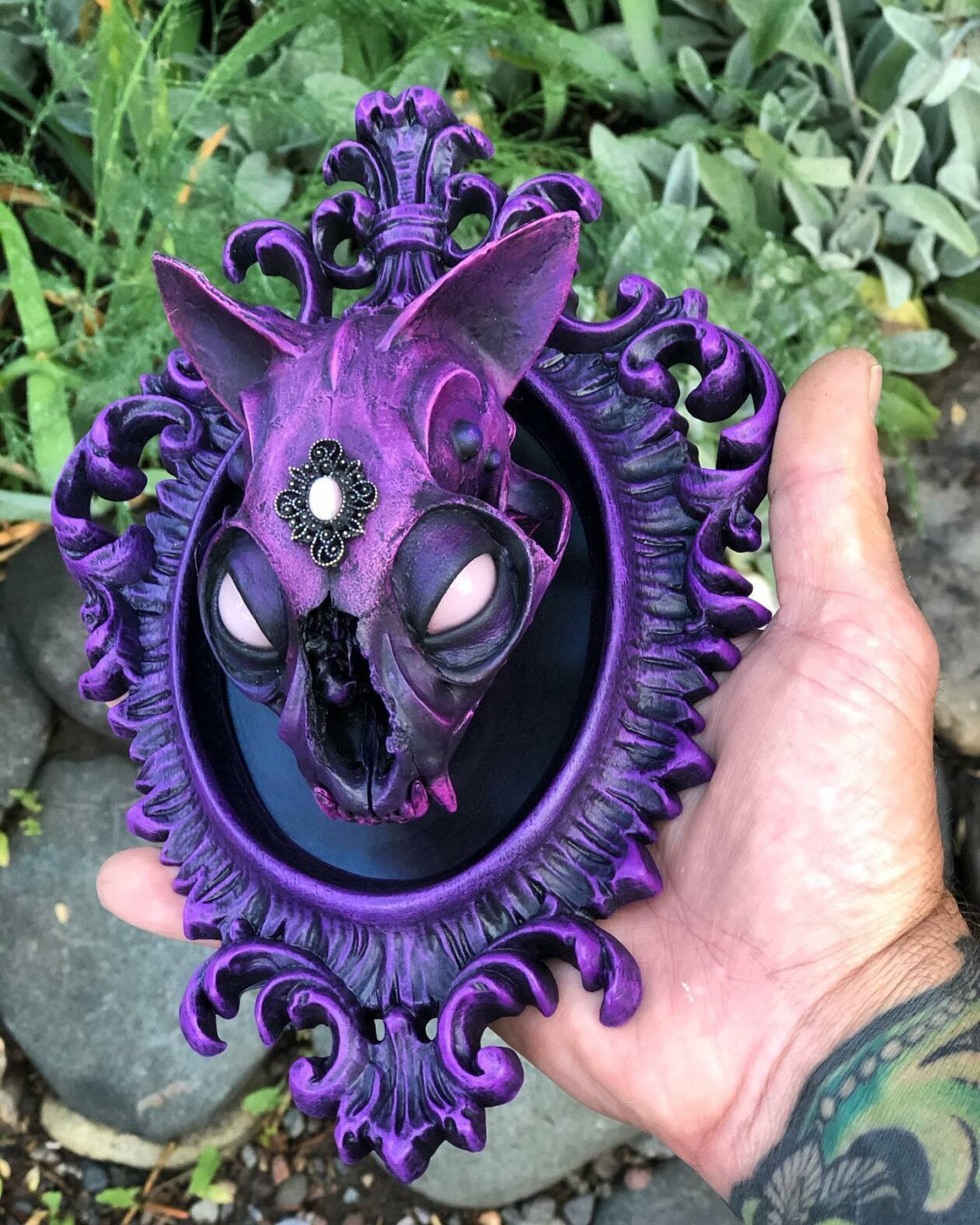 Dark Sculptures Made From Animal Skulls By Chris Haas (2)