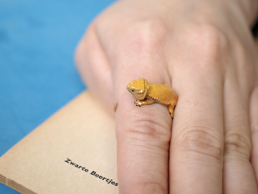 Gorgeous And Fun Animal Accessories By Nina (1)