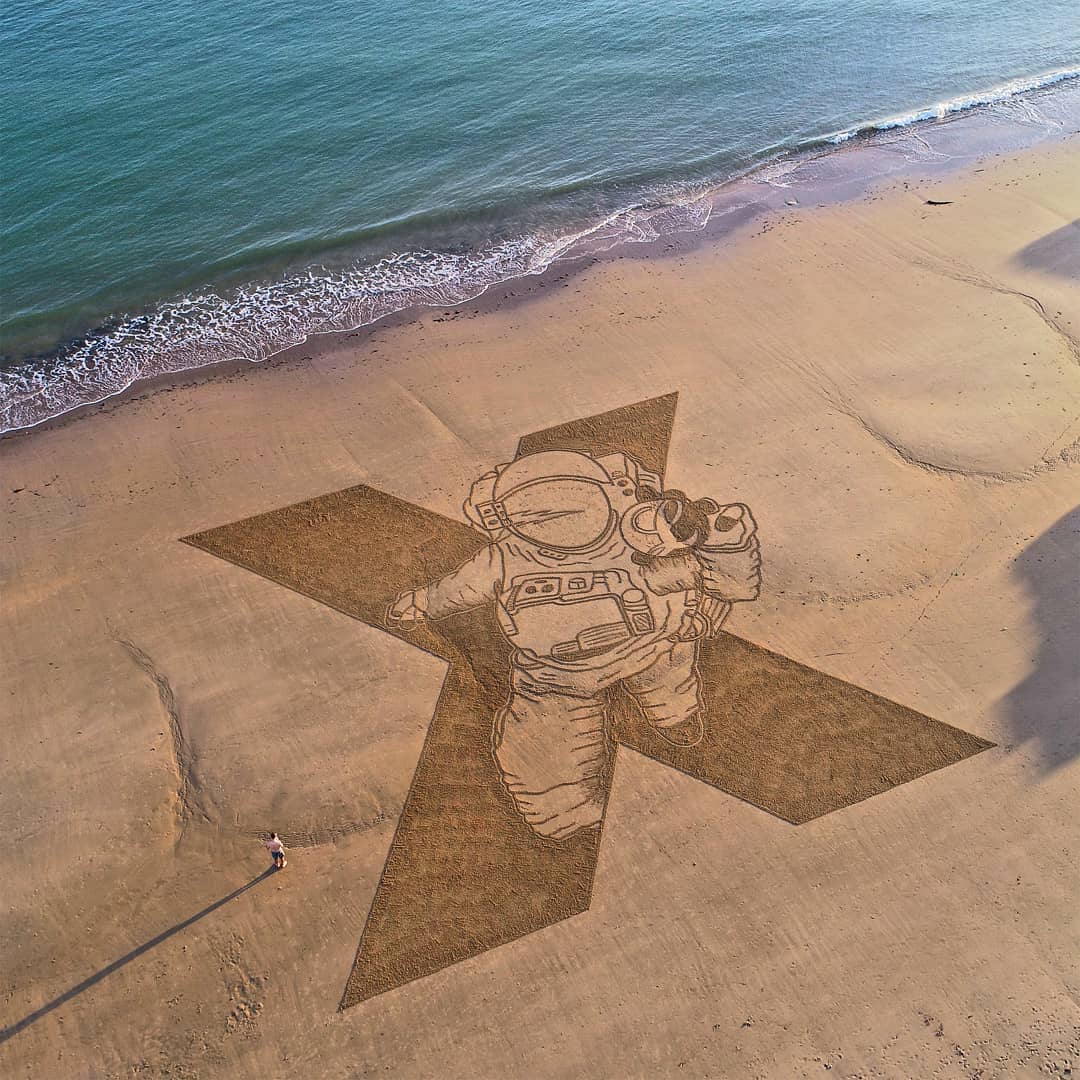 Large Scale Beach Sand Drawings By Jben Beach (7)