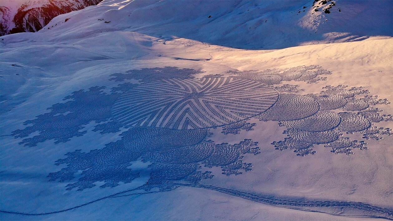 Large Scale Snow Drawings By Simon Beck (5)