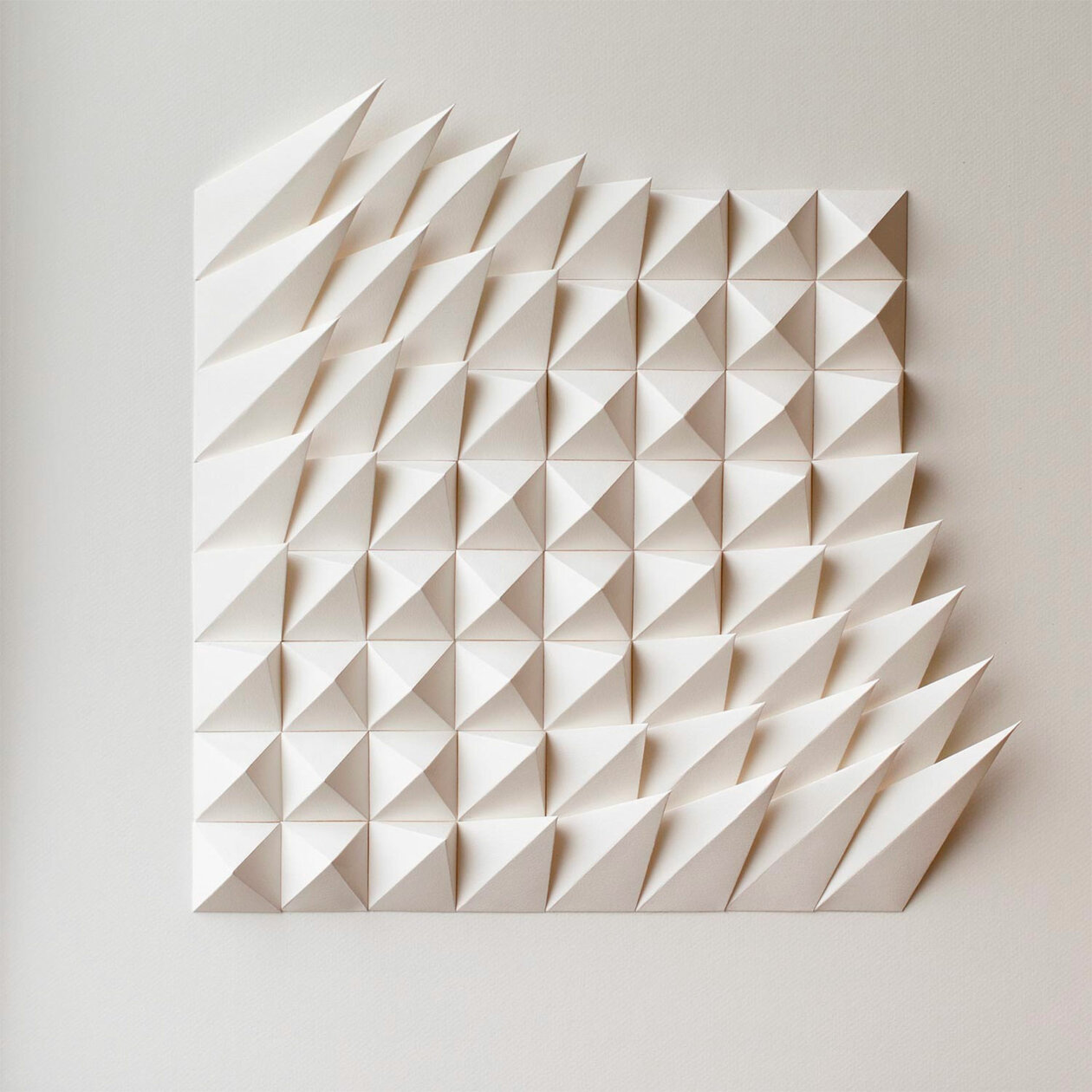 Origami Inspired Geometric Paper Sculptures By Anna Kruhelska (3)