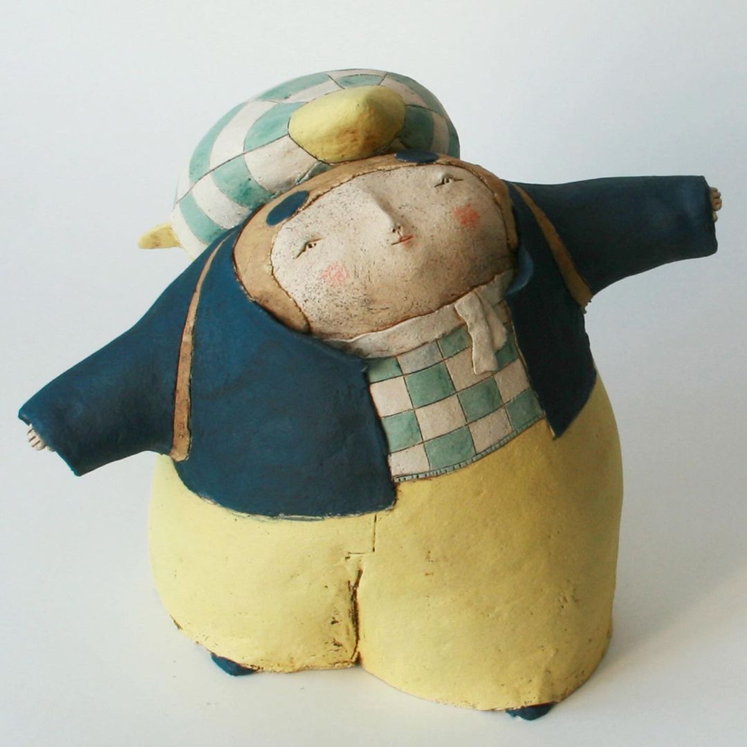 Poetic Figurative Ceramic Sculptures By Anne Sophie Gilloen (18)