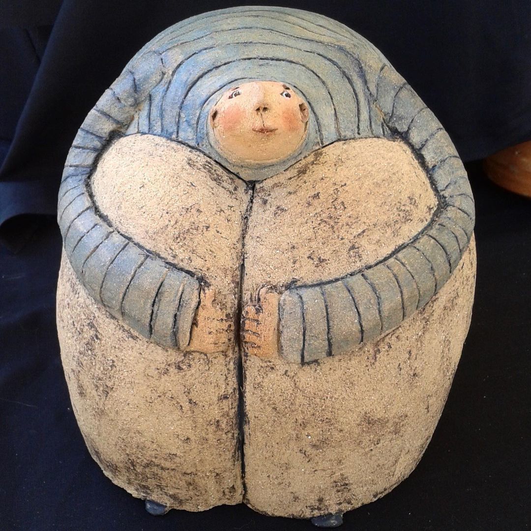 Poetic Figurative Ceramic Sculptures By Anne Sophie Gilloen (6)