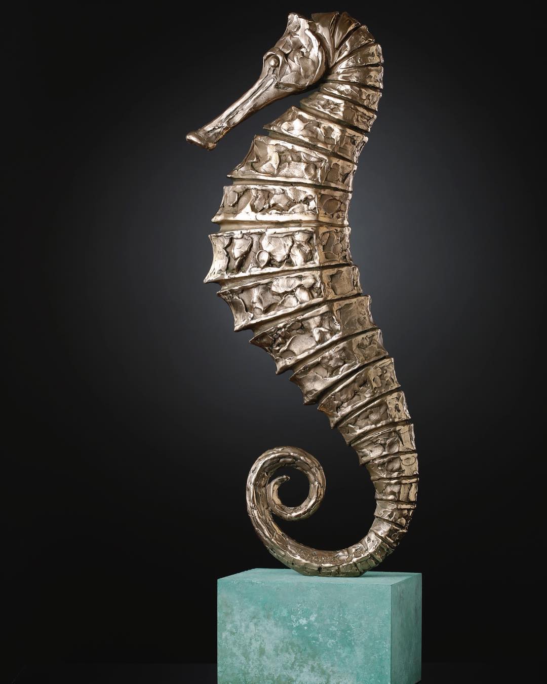 Surrealistic Figure Sculptures By Volodymyr Tsisaryk (12)