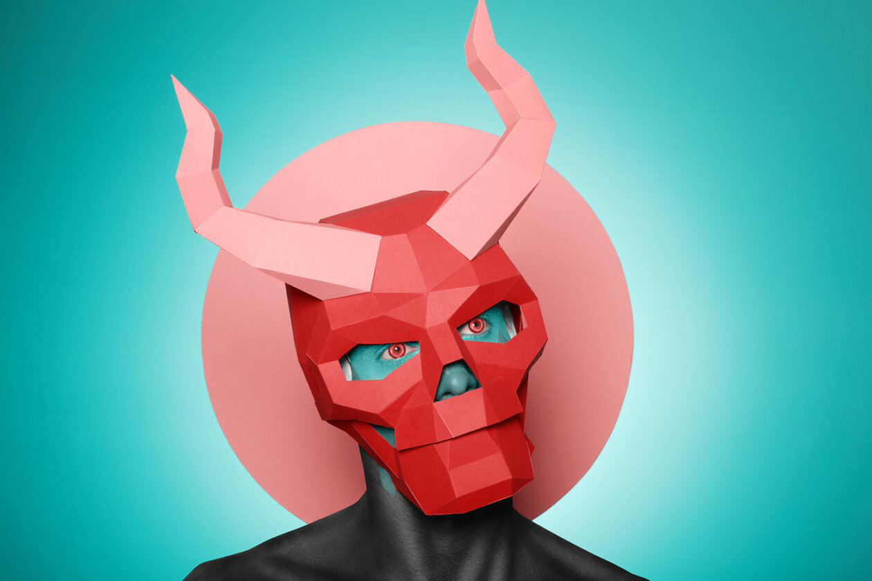 Burning Man, An Allegorical Photography Series By Luciano Koenig Dupont (19)