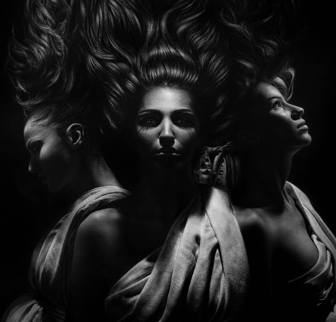 Hyper Realistic Pencil And Charcoal Portraits By Emanuele Dascanio 8