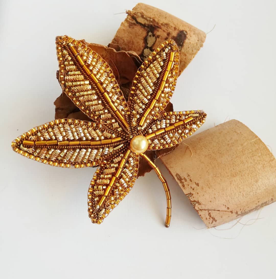 Marvelous Figurative Beaded Jewelry By Irina Nachatova (4)