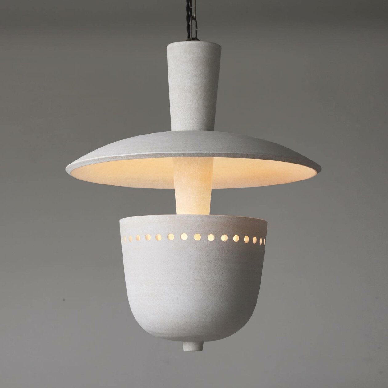 Elegant Sculptural Ceramics By Eric Roinestad (18)