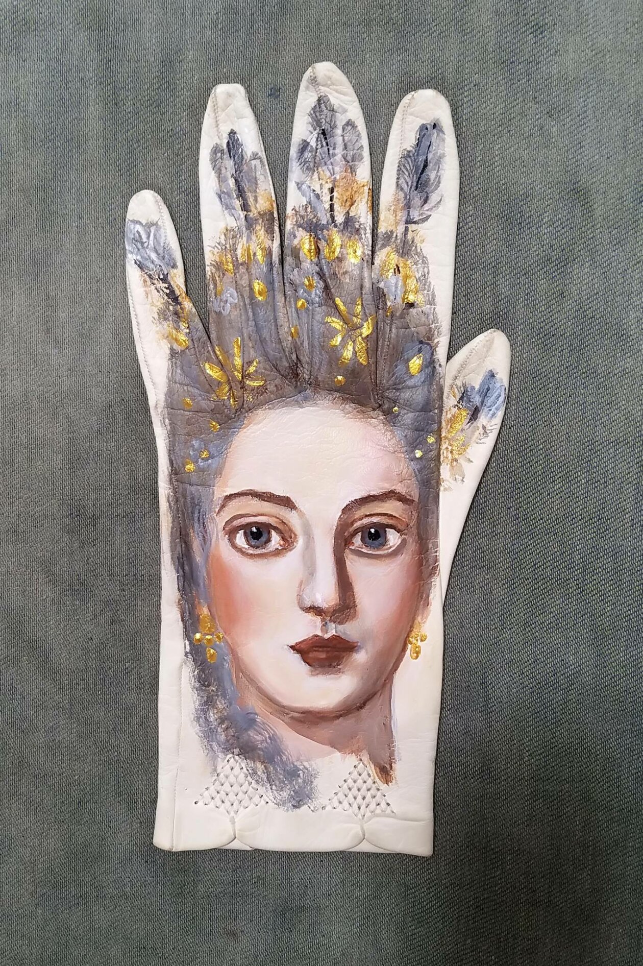 Old Household Objects Turned Into Incredible Art Pieces By Alexandra Dillon 3