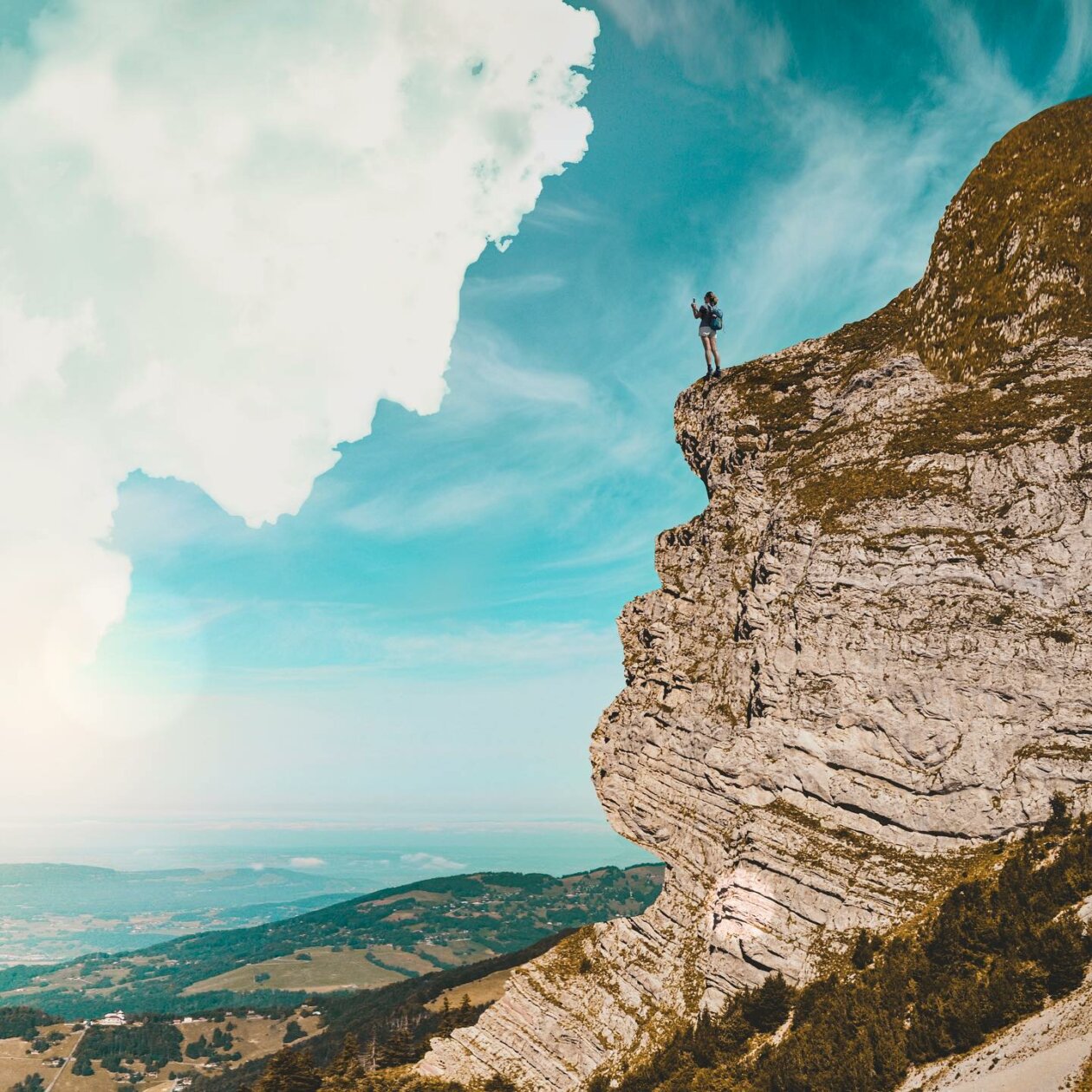 Similar Things Combined Into Surreal Photo Manipulations By Monica Carvalho 5