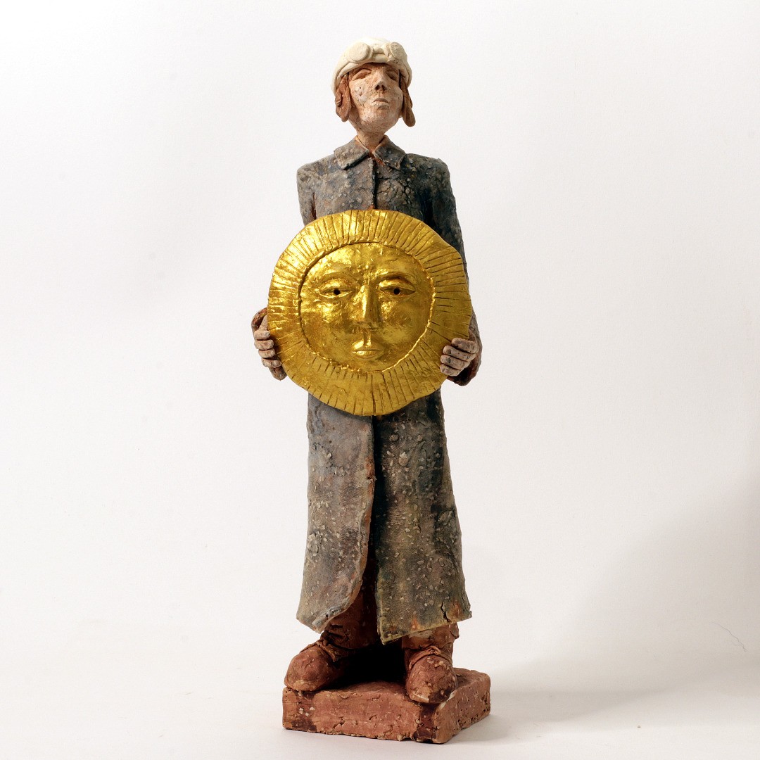 Surreal Figurative Sculptures By Arek Szwed 2