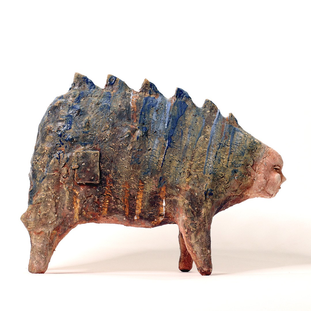 Surreal Figurative Sculptures By Arek Szwed 7