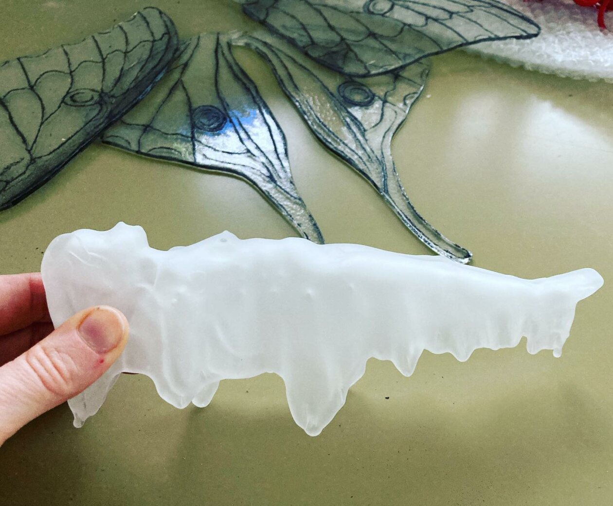 Enchanting Surrealistic Glass Sculptures By Carmen Lozar 20