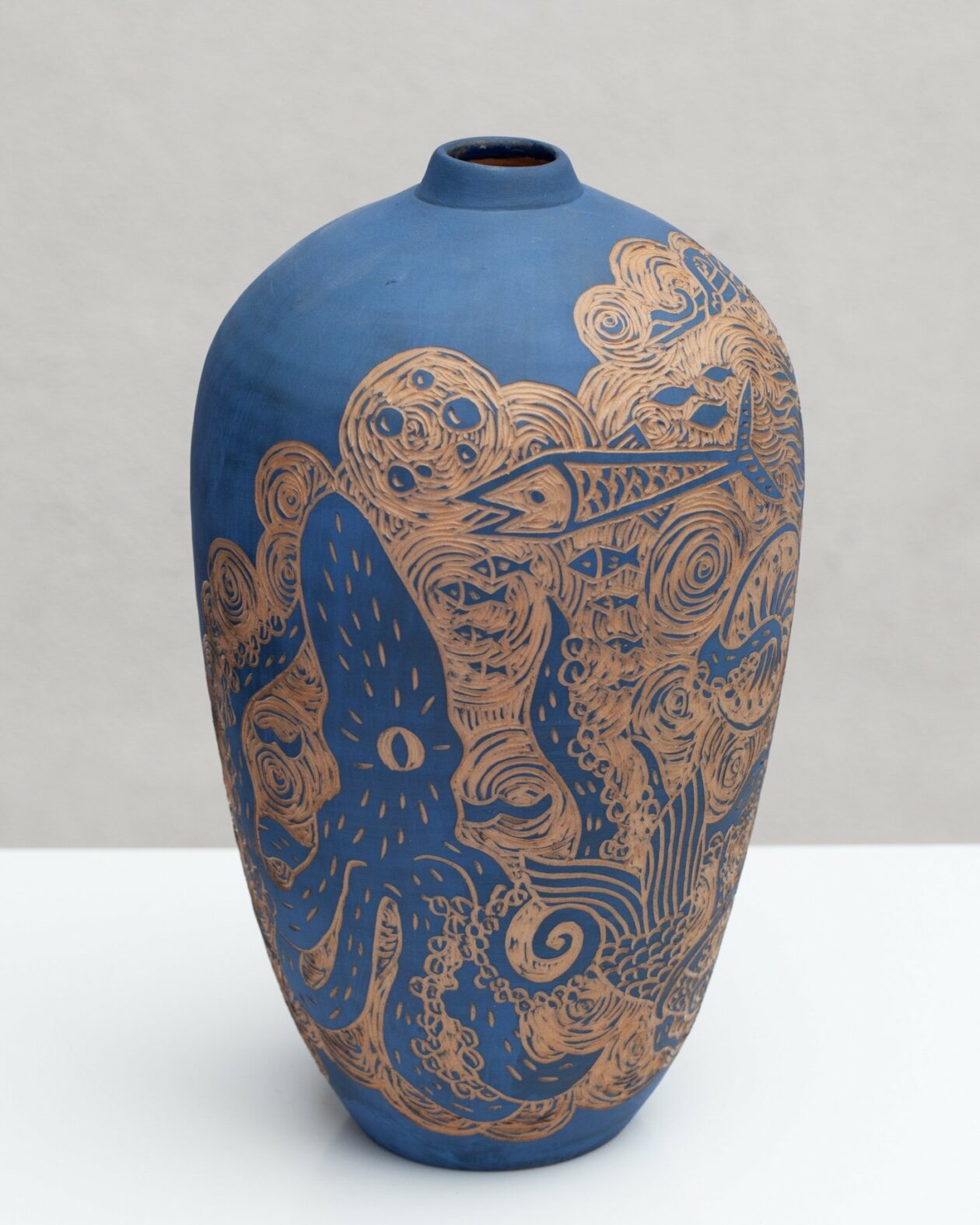 Illustred Ceramic Vessels And Tiles By Clara Holt 17