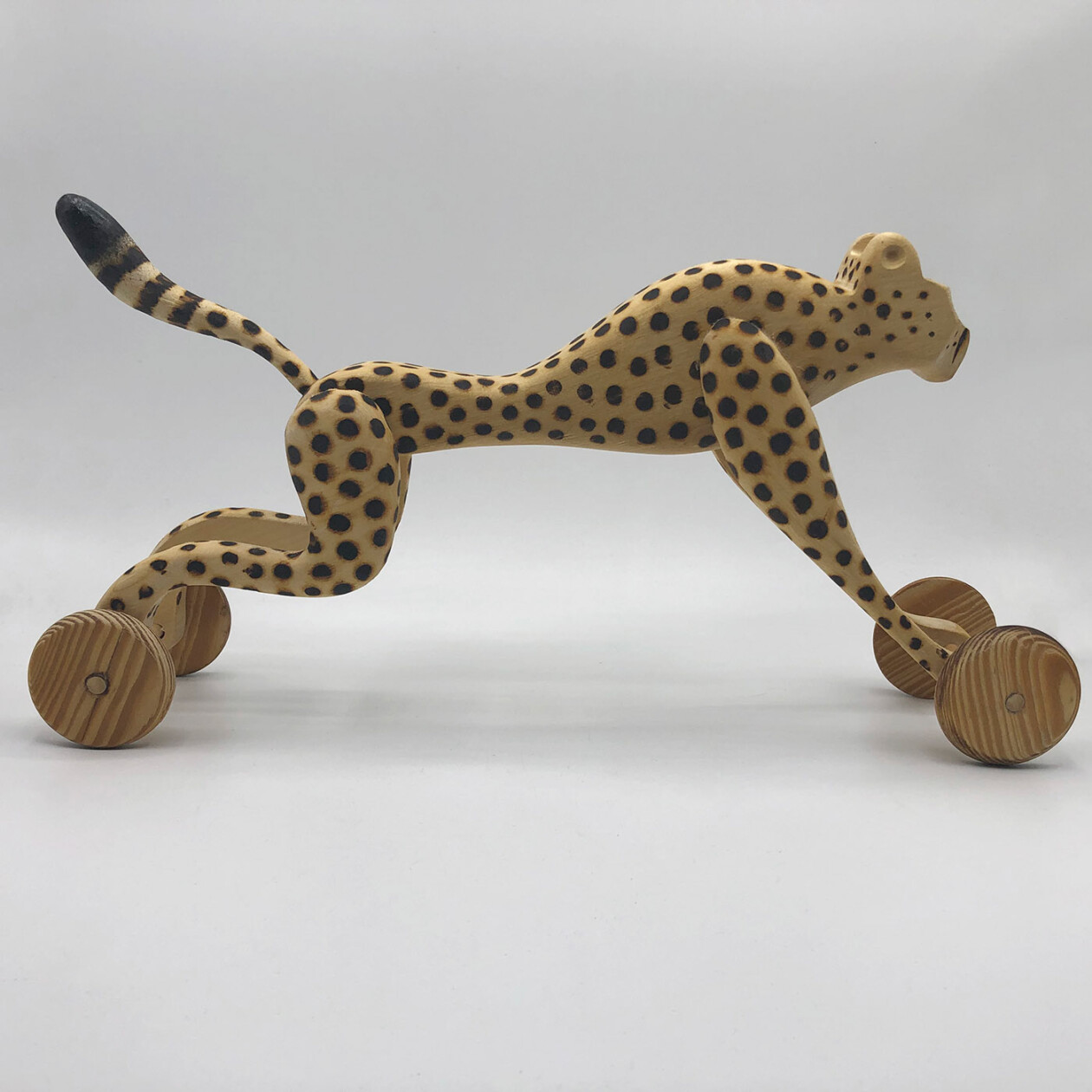 Animal Wood Sculptures By Hugo Horita (7)