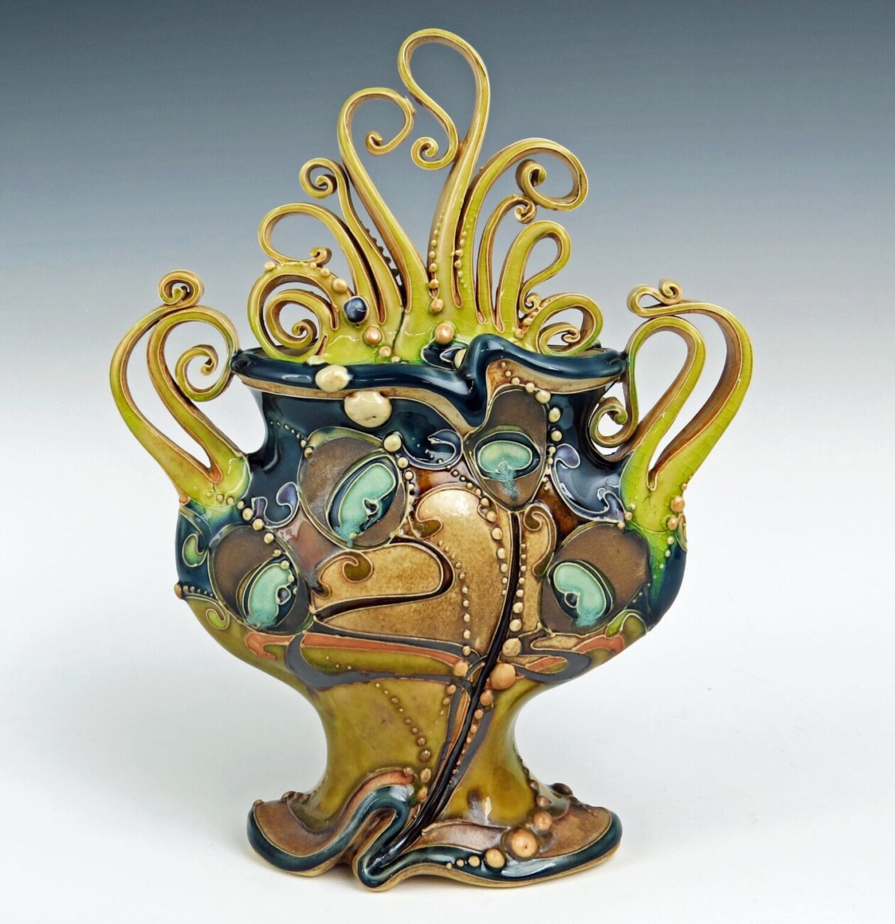 Surrealistic Organic Inspired Vessels By Carol Long (1)