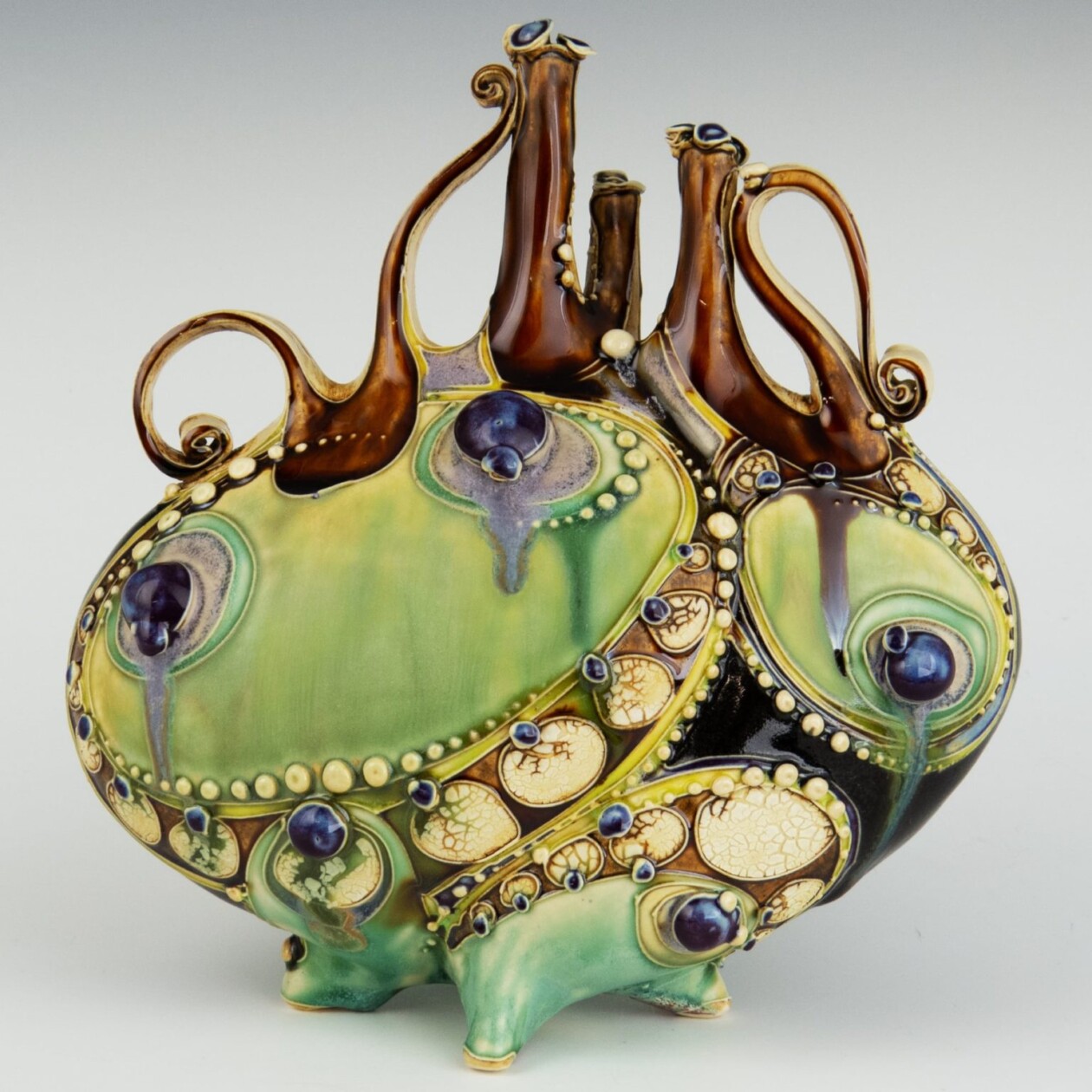 Surrealistic Organic Inspired Vessels By Carol Long (11)
