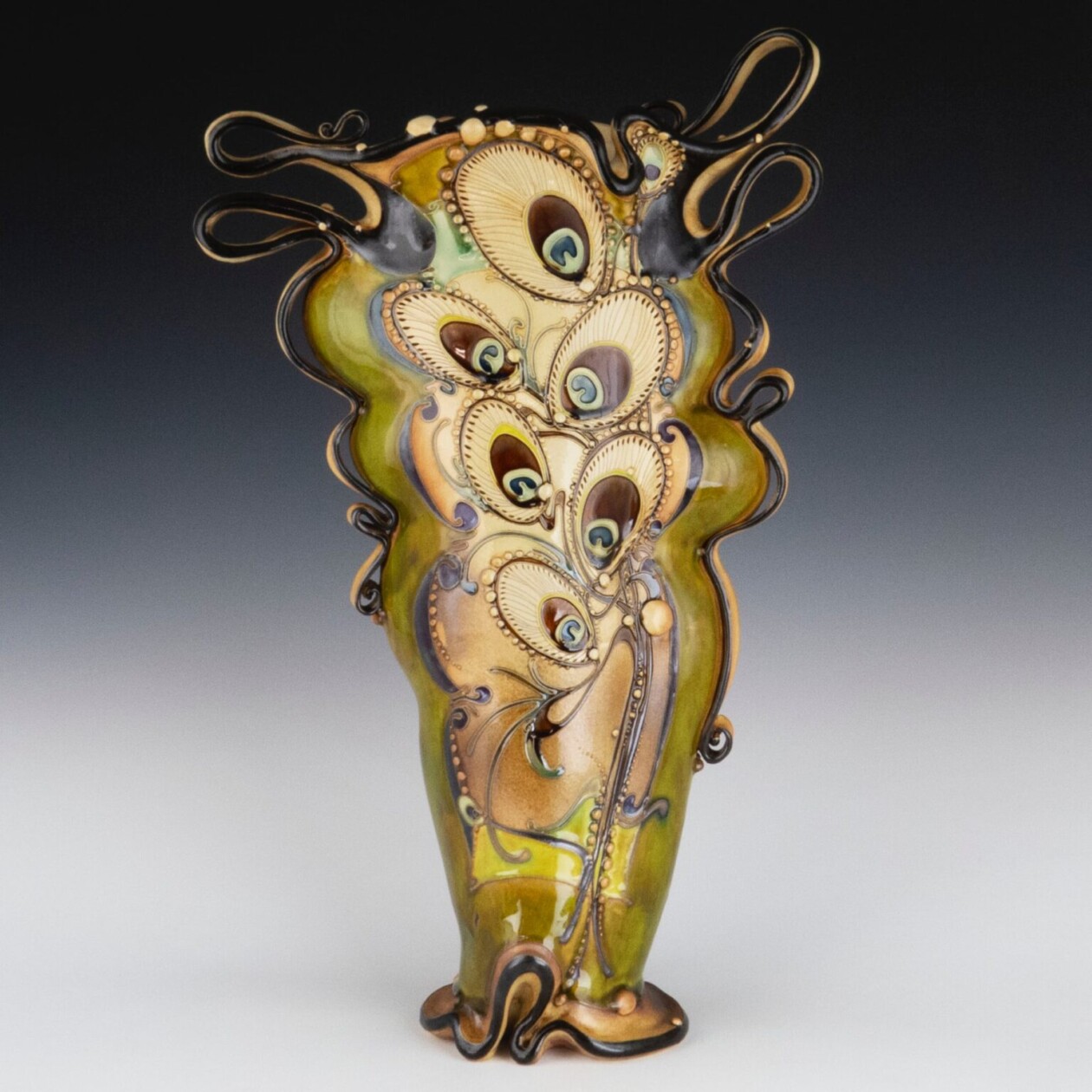 Surrealistic Organic Inspired Vessels By Carol Long (16)