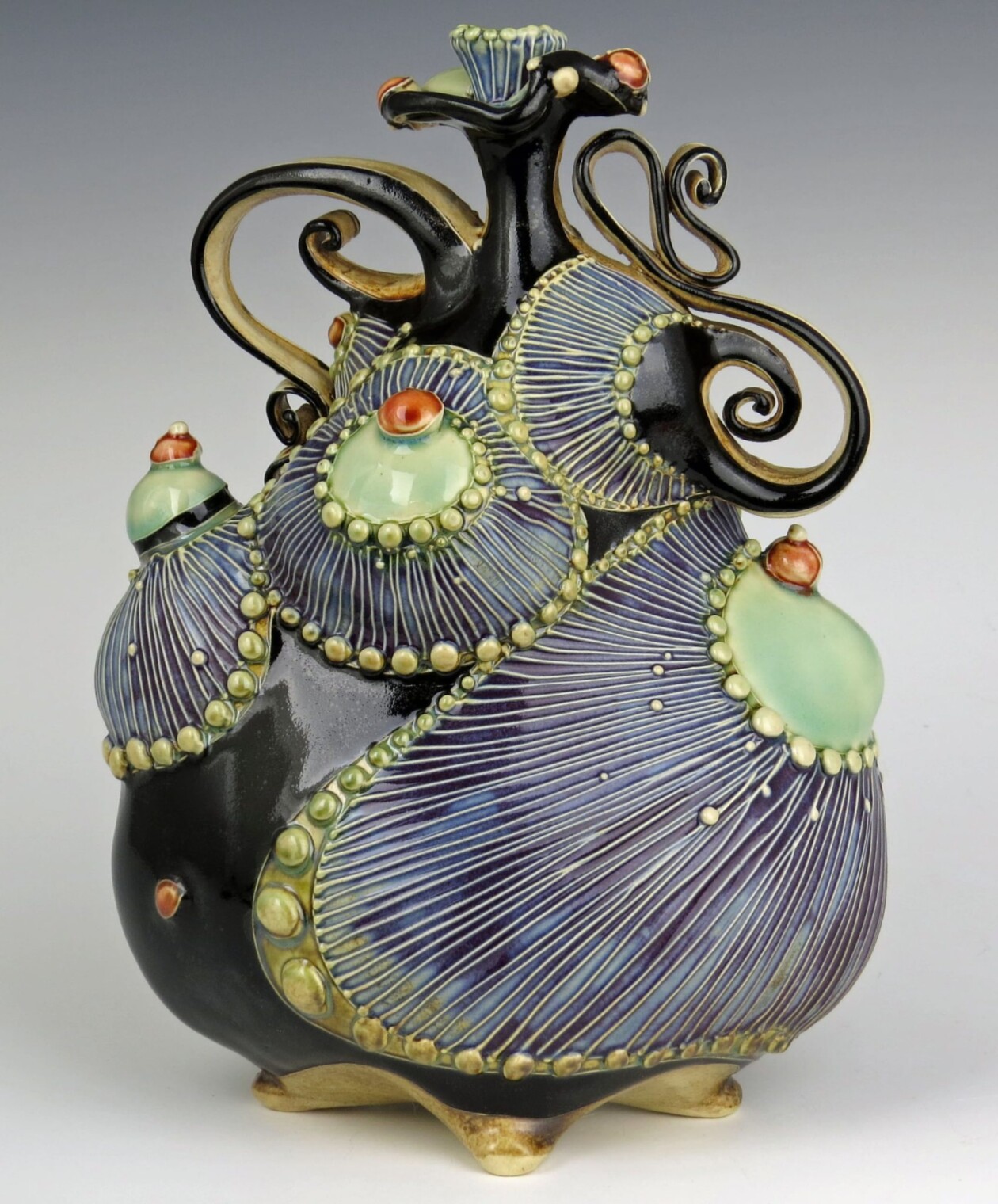 Surrealistic Organic Inspired Vessels By Carol Long (17)
