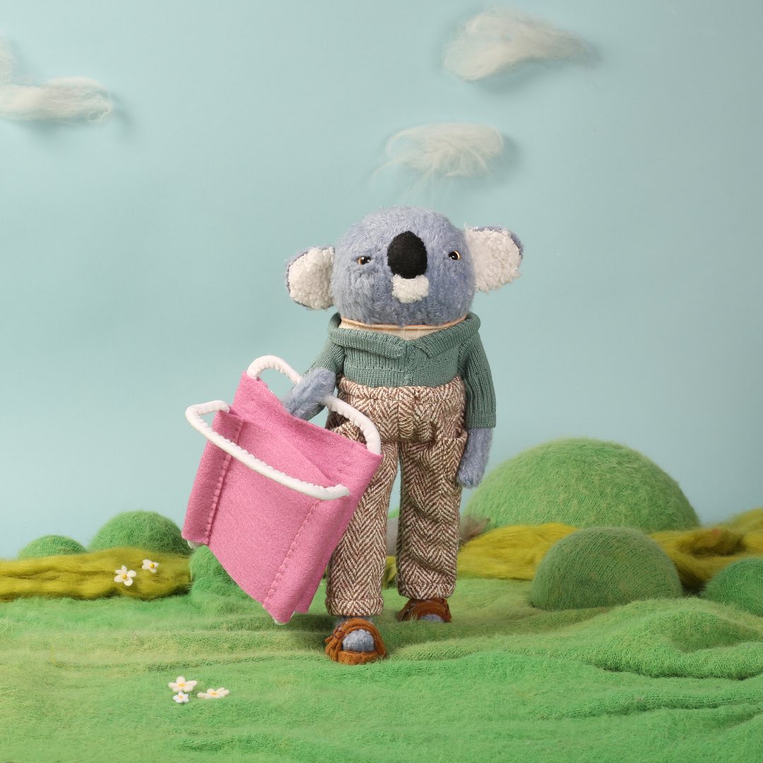 Cute Sculptural Textile Dolls By Cat Rabbit (12)