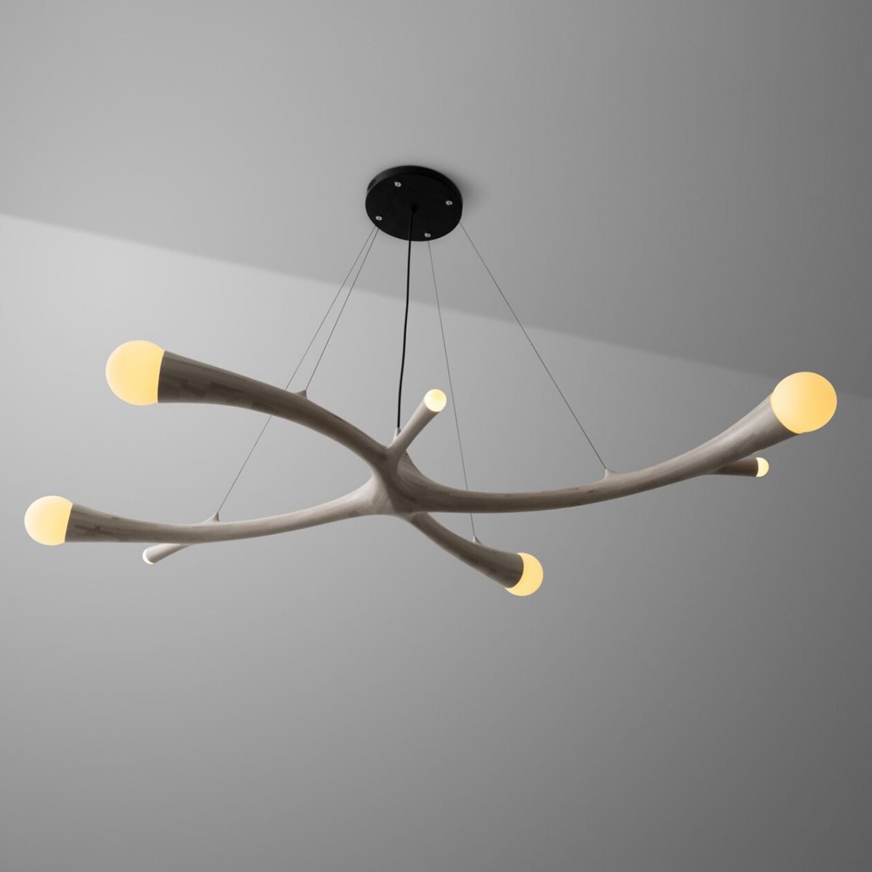 Elegant Sculptural Objects And Furniture By Richard Haining (19)