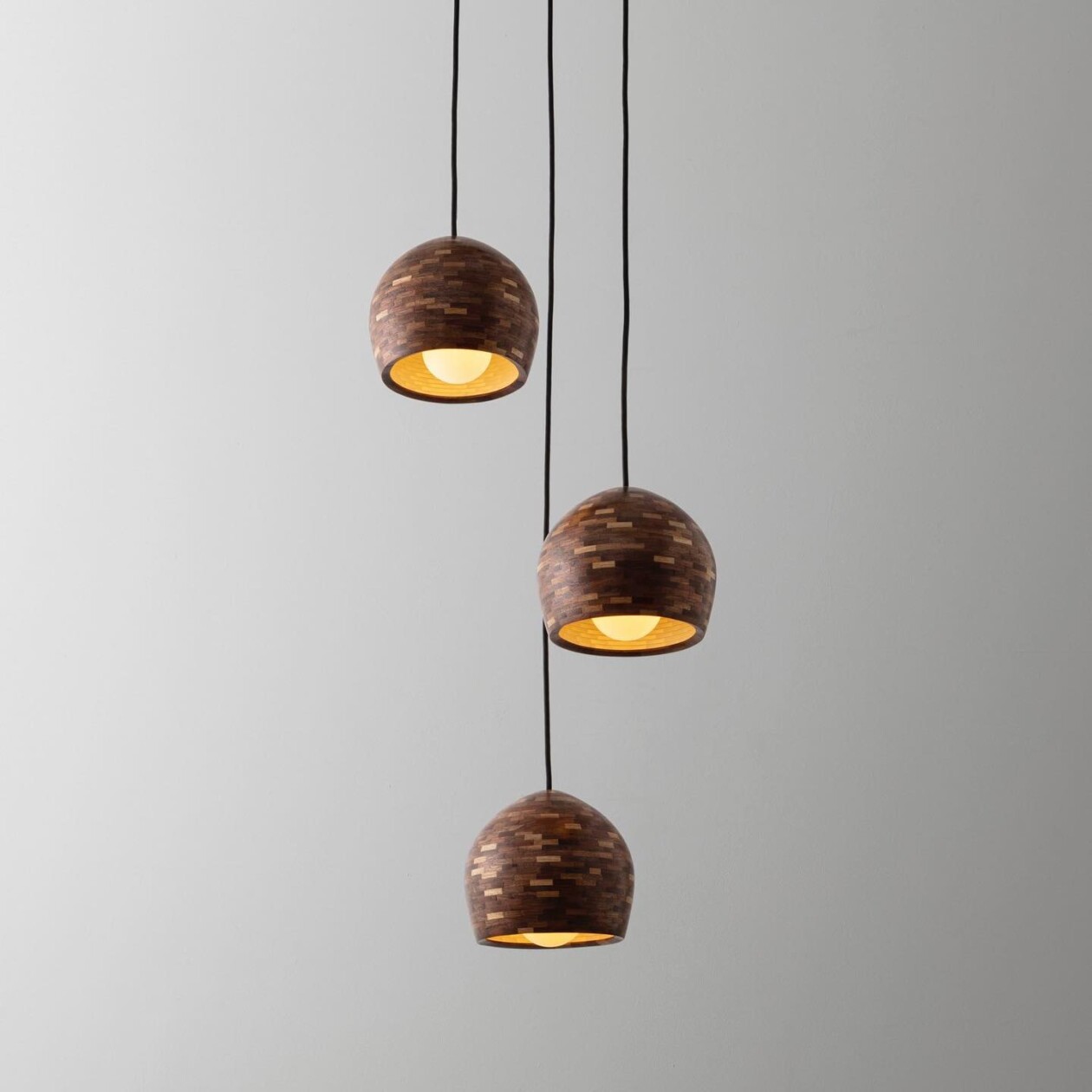 Elegant Sculptural Objects And Furniture By Richard Haining (7)