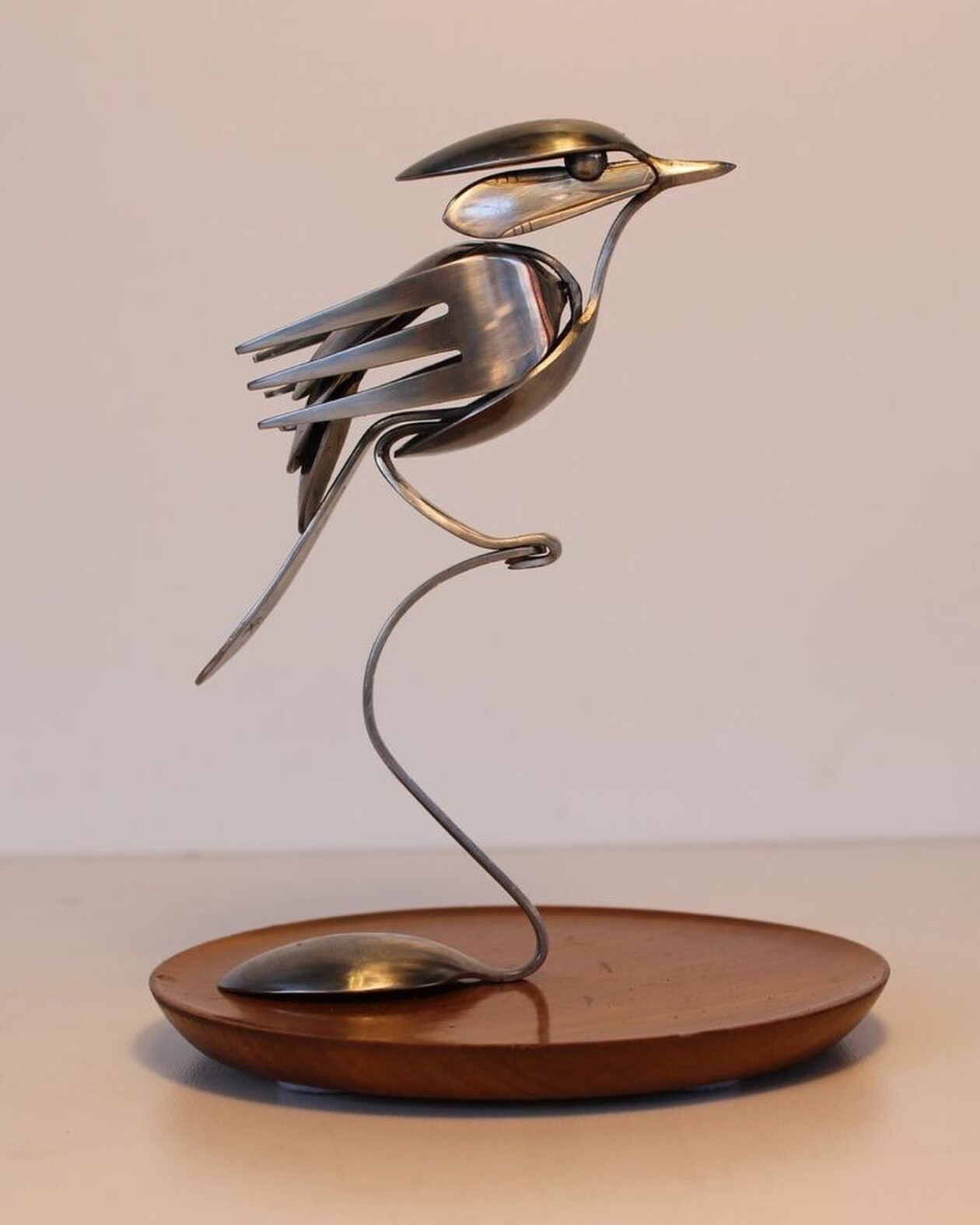 Fantastic Figurative Scrap Metal Sculptures By János Barta (10)