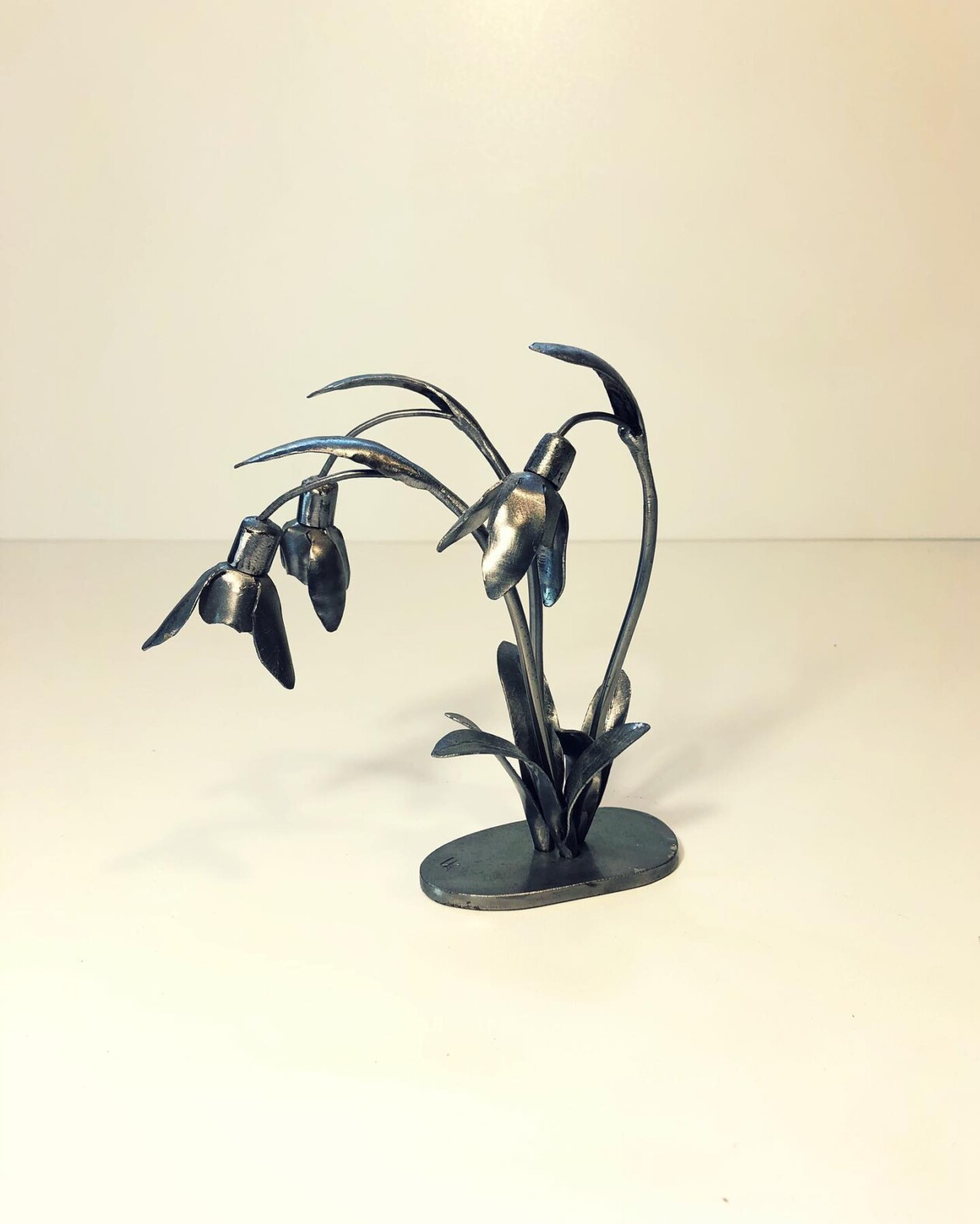 Fantastic Figurative Scrap Metal Sculptures By János Barta (2)