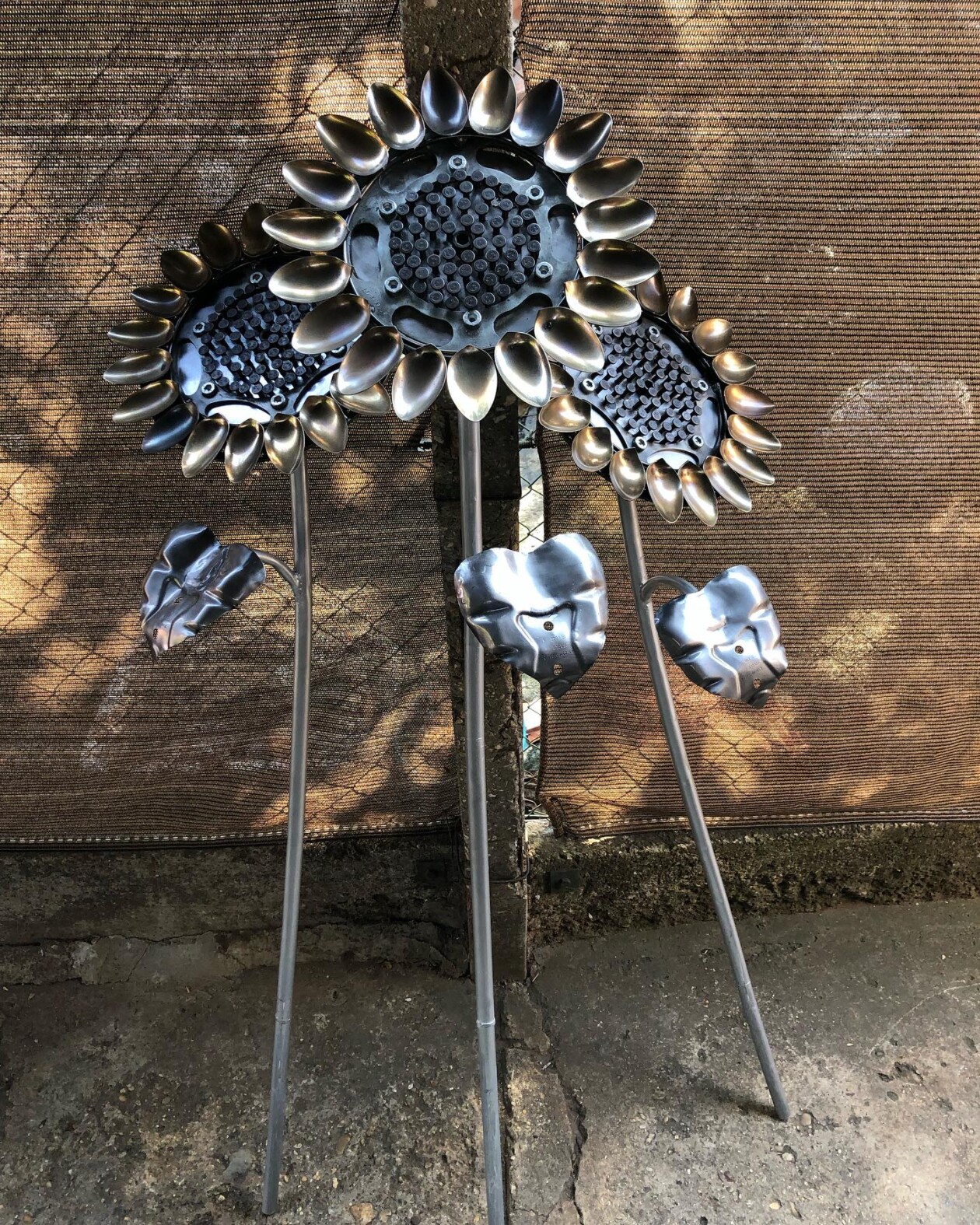 Fantastic Figurative Scrap Metal Sculptures By János Barta (24)