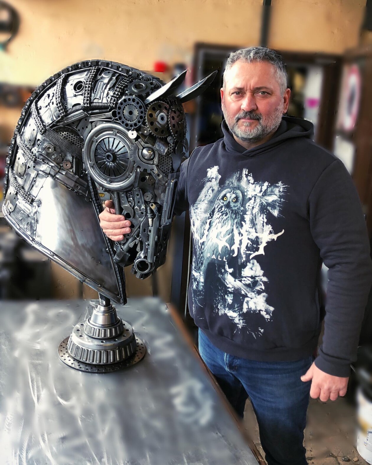 Fantastic Figurative Scrap Metal Sculptures By János Barta (25)