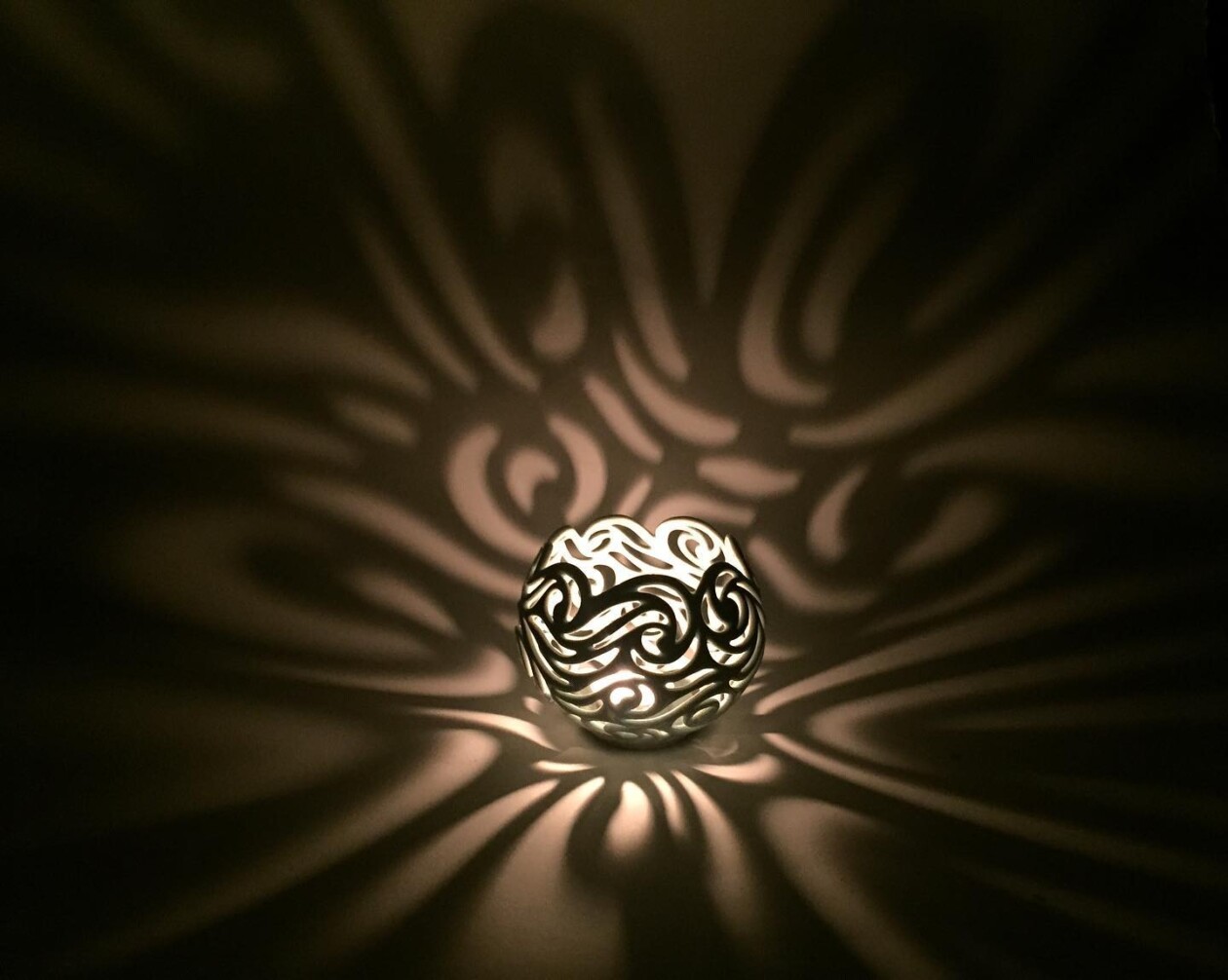 Detailed Hand Carved Porcelain Pieces By Annie Quigley (13)