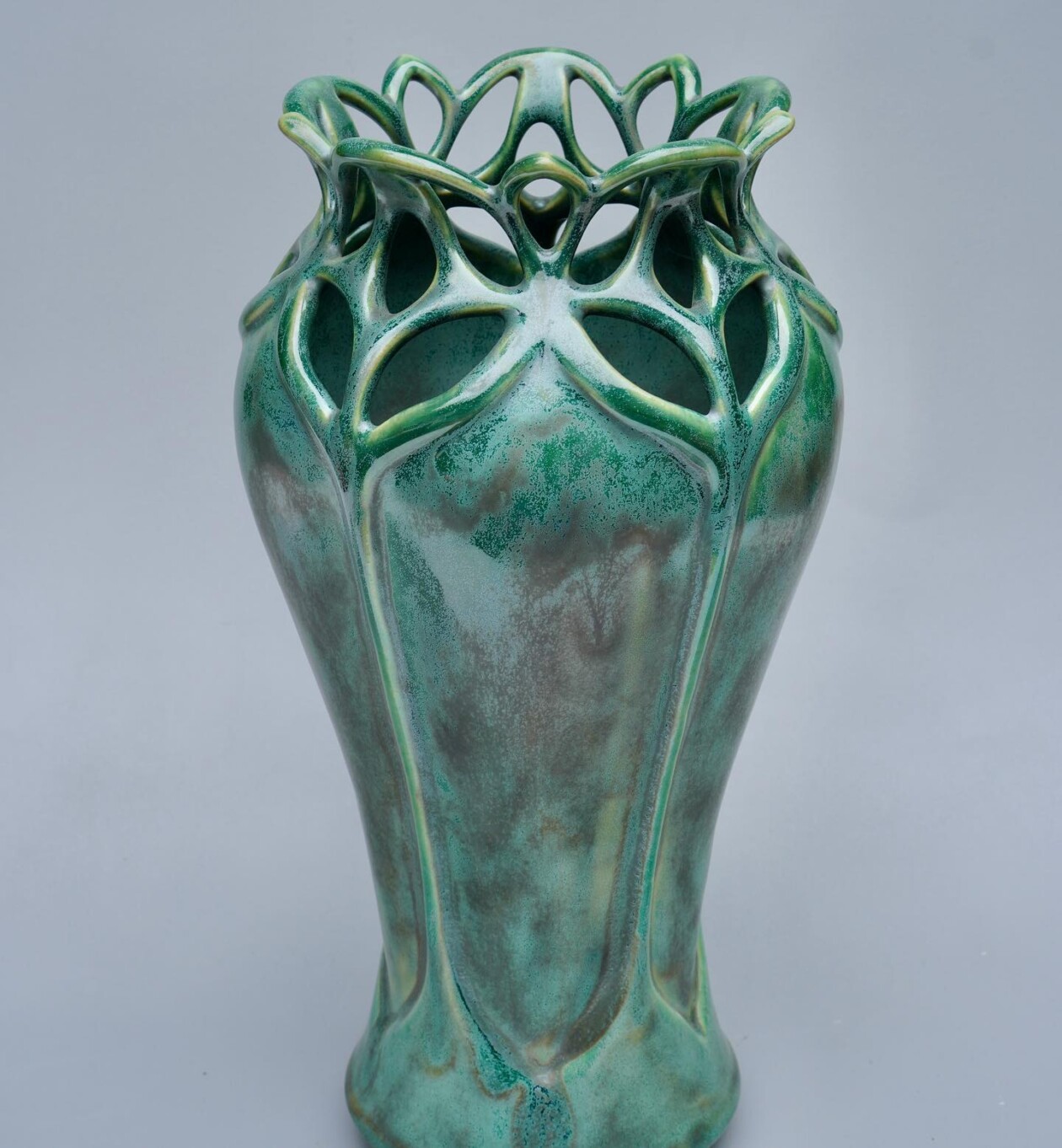 Detailed Hand Carved Porcelain Pieces By Annie Quigley (16)