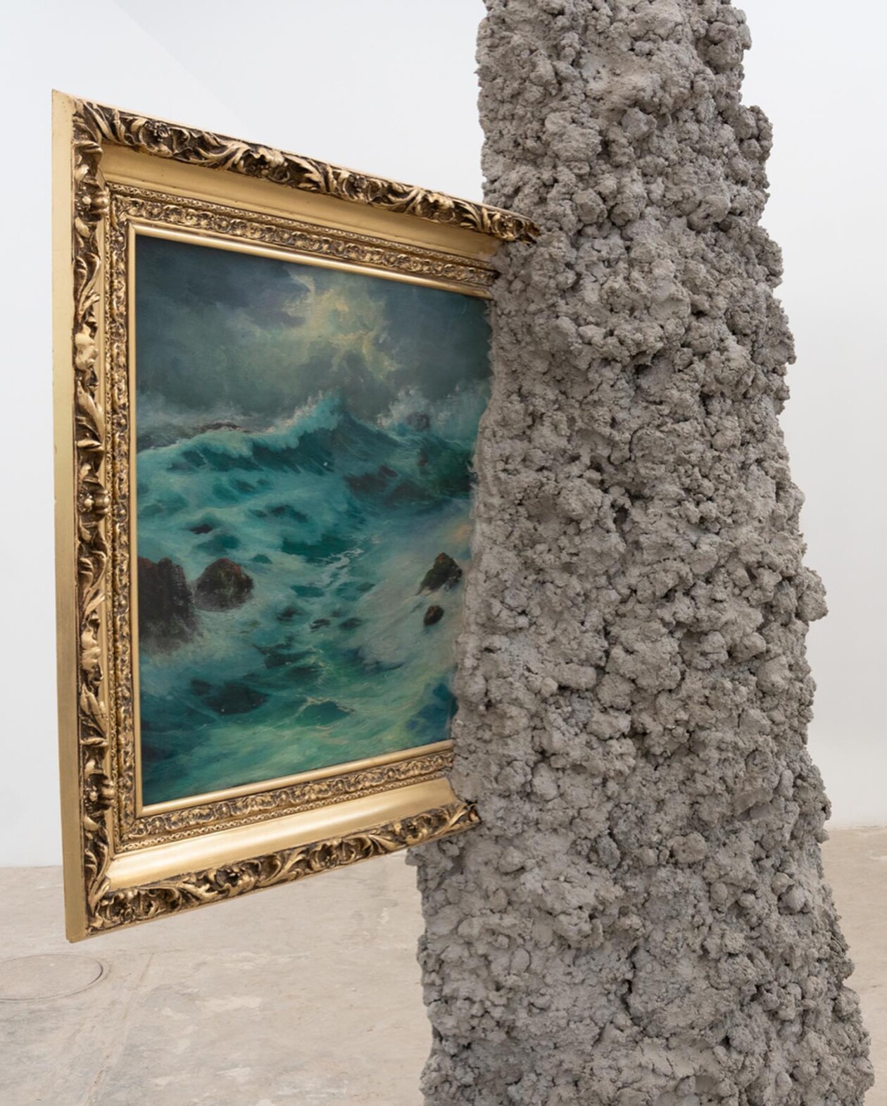 Horror Vacui, An Intriguing Contemporary Sculpture Series By Alejandro Pereda (6)