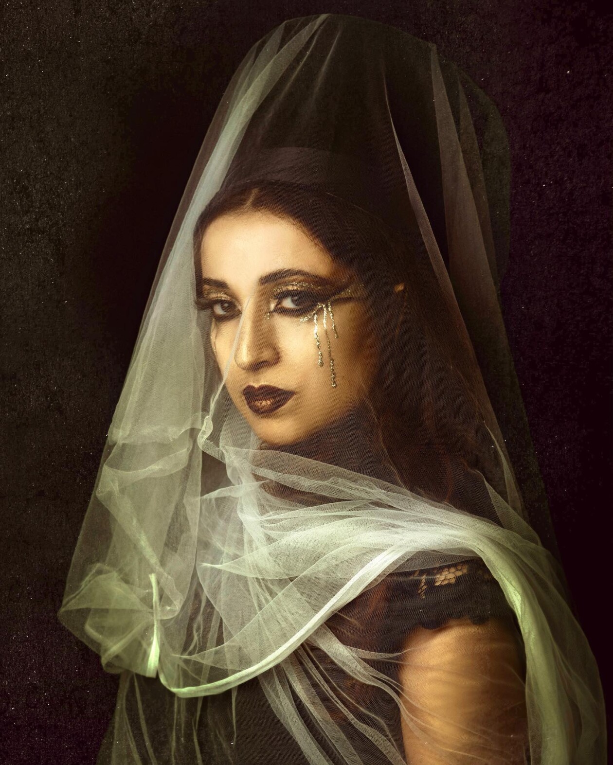 Stunning Female Conceptual Portraits By Candice Ghai (14)