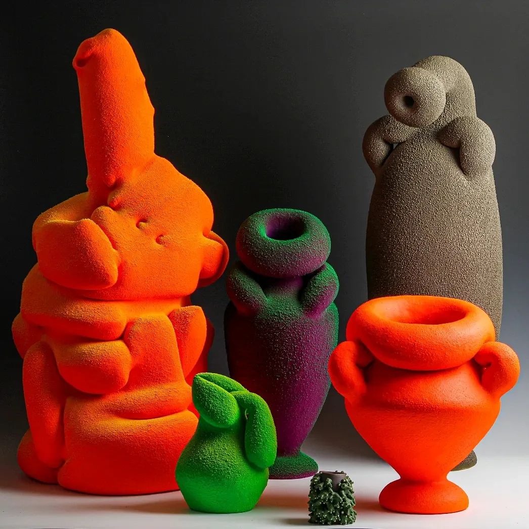 Glowing Sculptural Ceramic Vessels By Maxwell Mustardo (3)