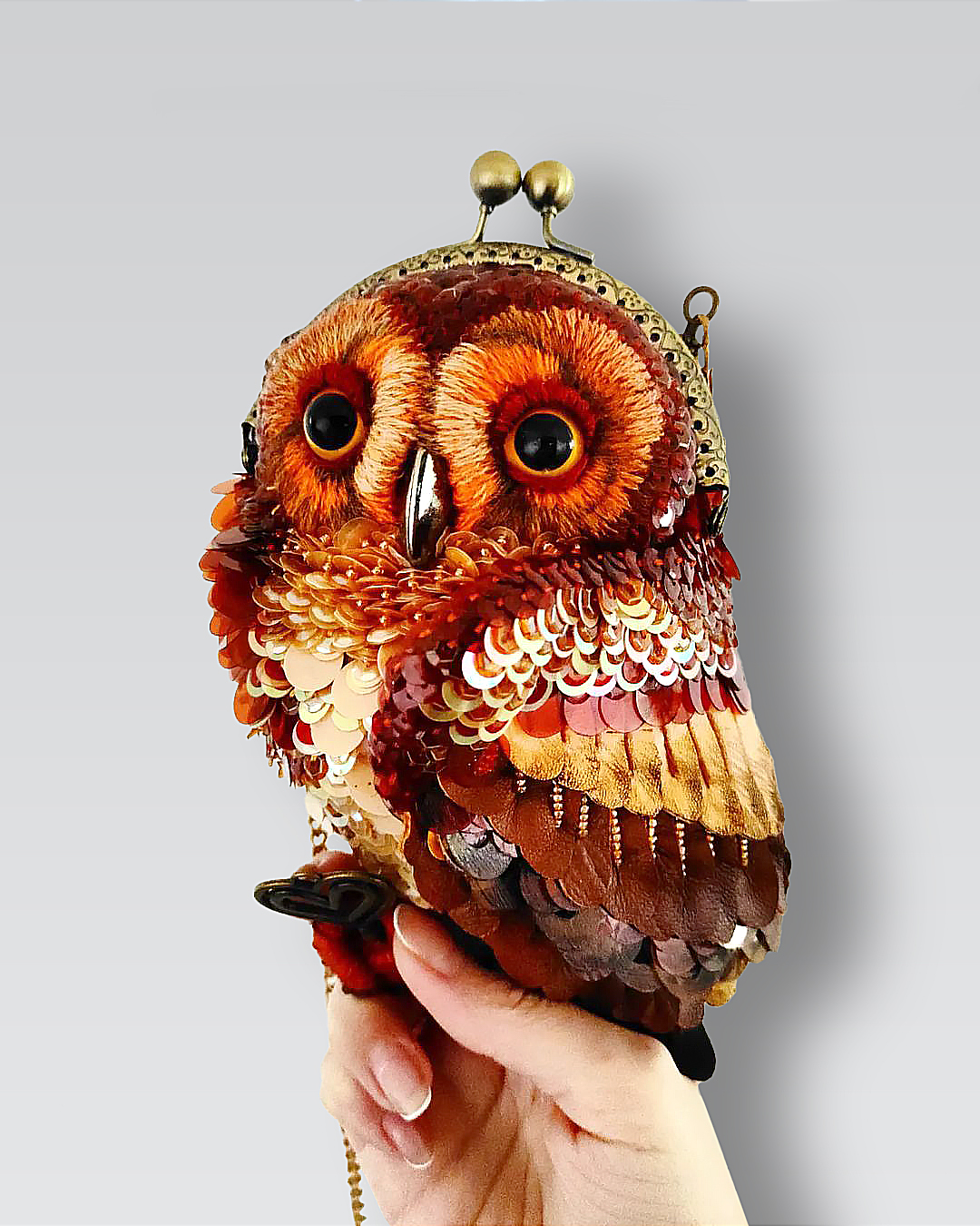 Intricate And Whimsical Hand Embroidered Felted Bags By Alena Kova (12)