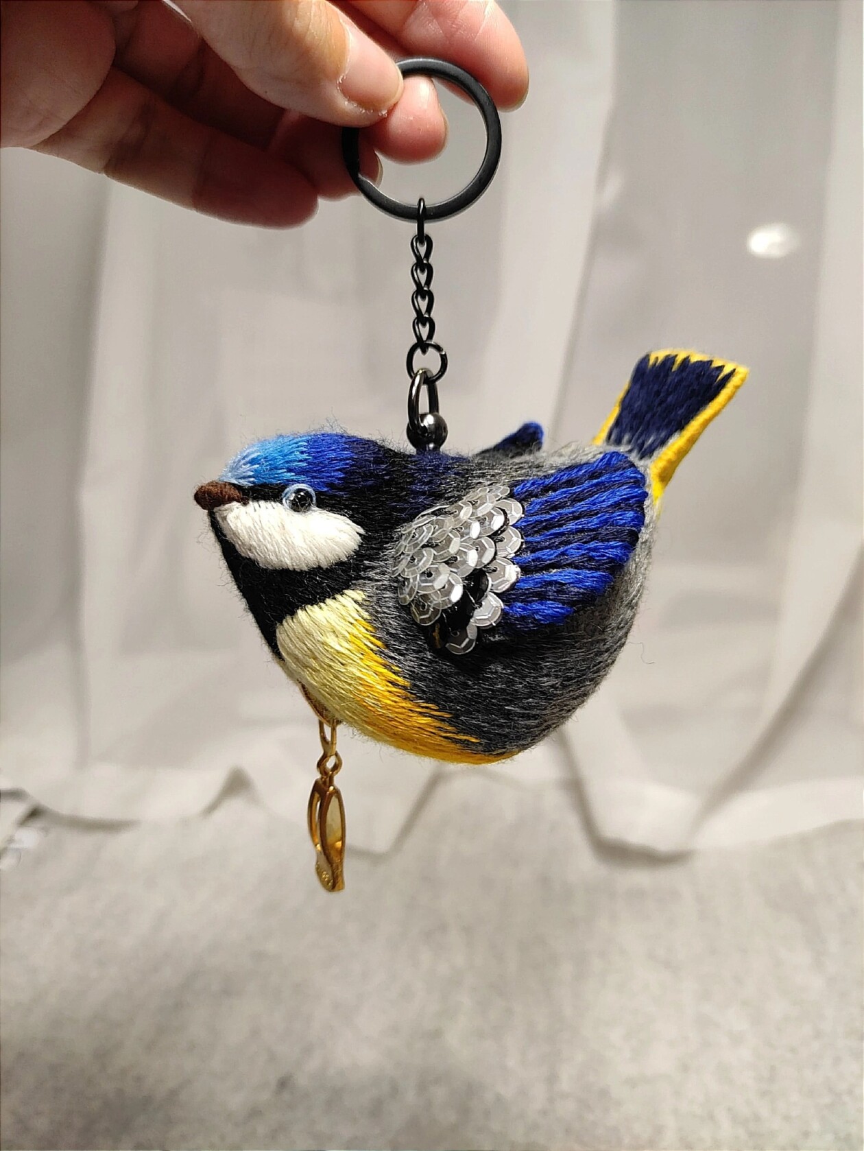 Intricate And Whimsical Hand Embroidered Felted Bags By Alena Kova (9)