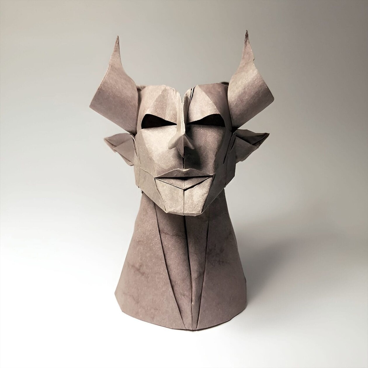 Amazingly Intricate Sculptural Portraits Made From Single Pieces Of Paper By João Charrua (1)