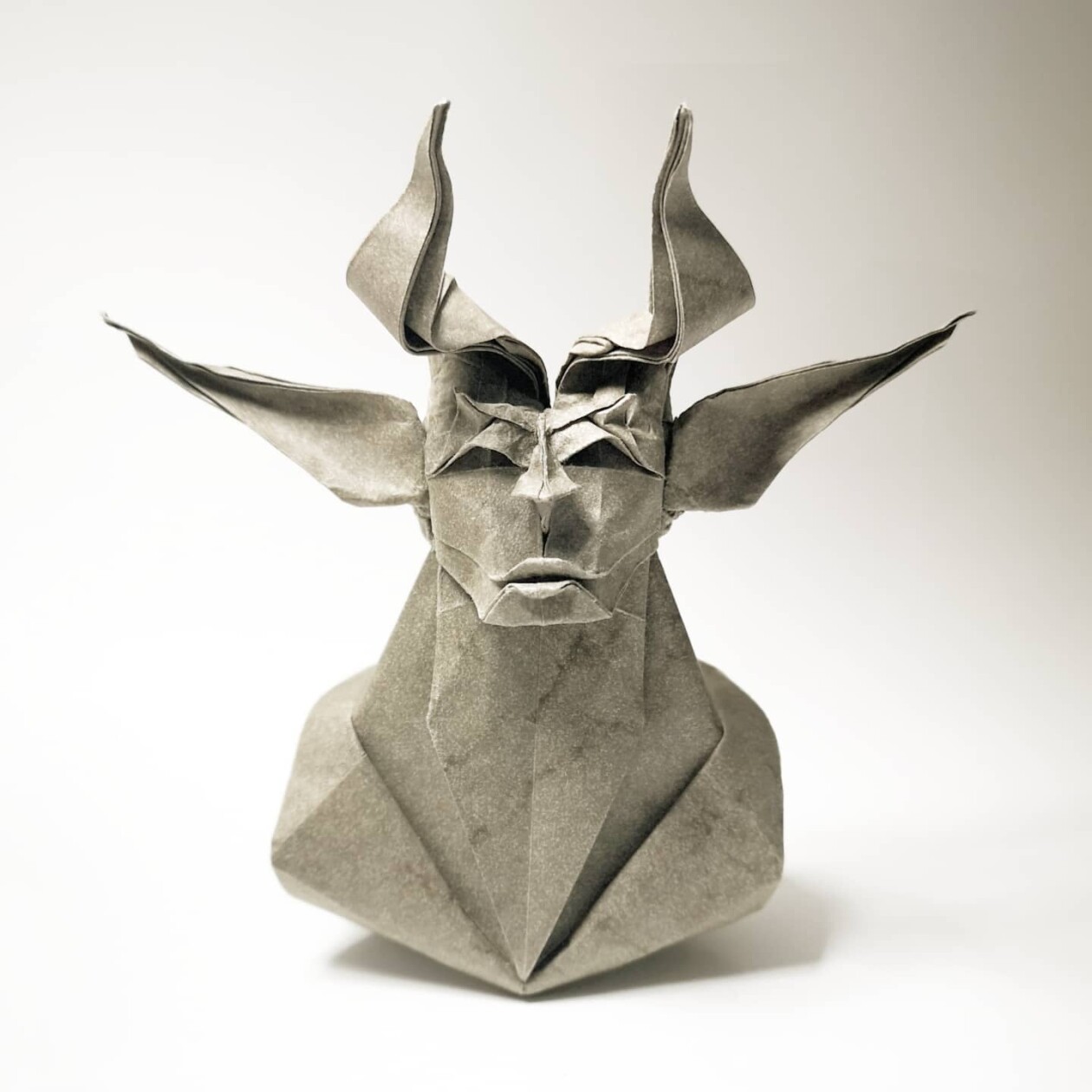 Amazingly Intricate Sculptural Portraits Made From Single Pieces Of Paper By João Charrua (11)