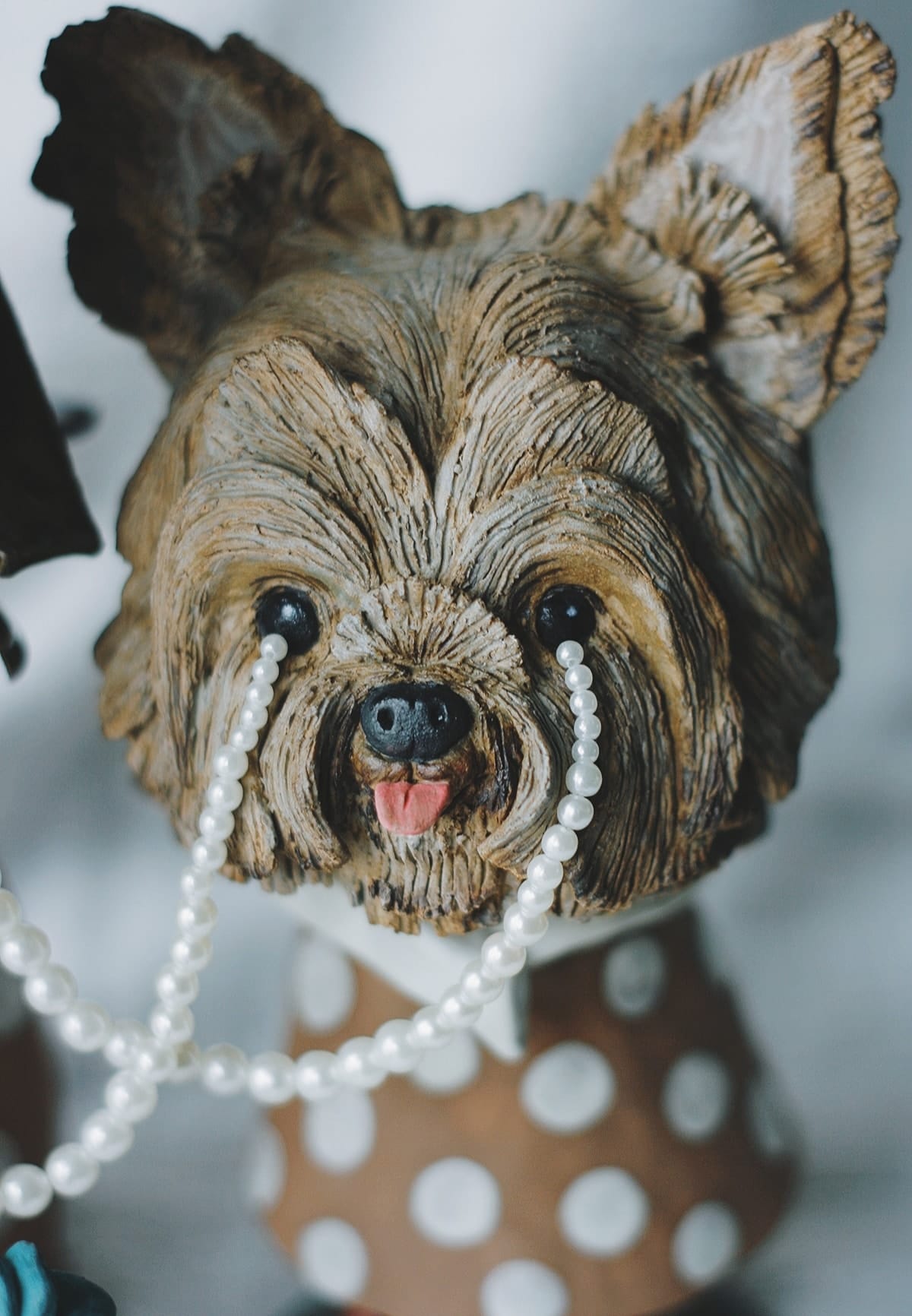 Delicate Ceramic Sculptures Of Figures Crying Pearls By First Of May Studio (3)