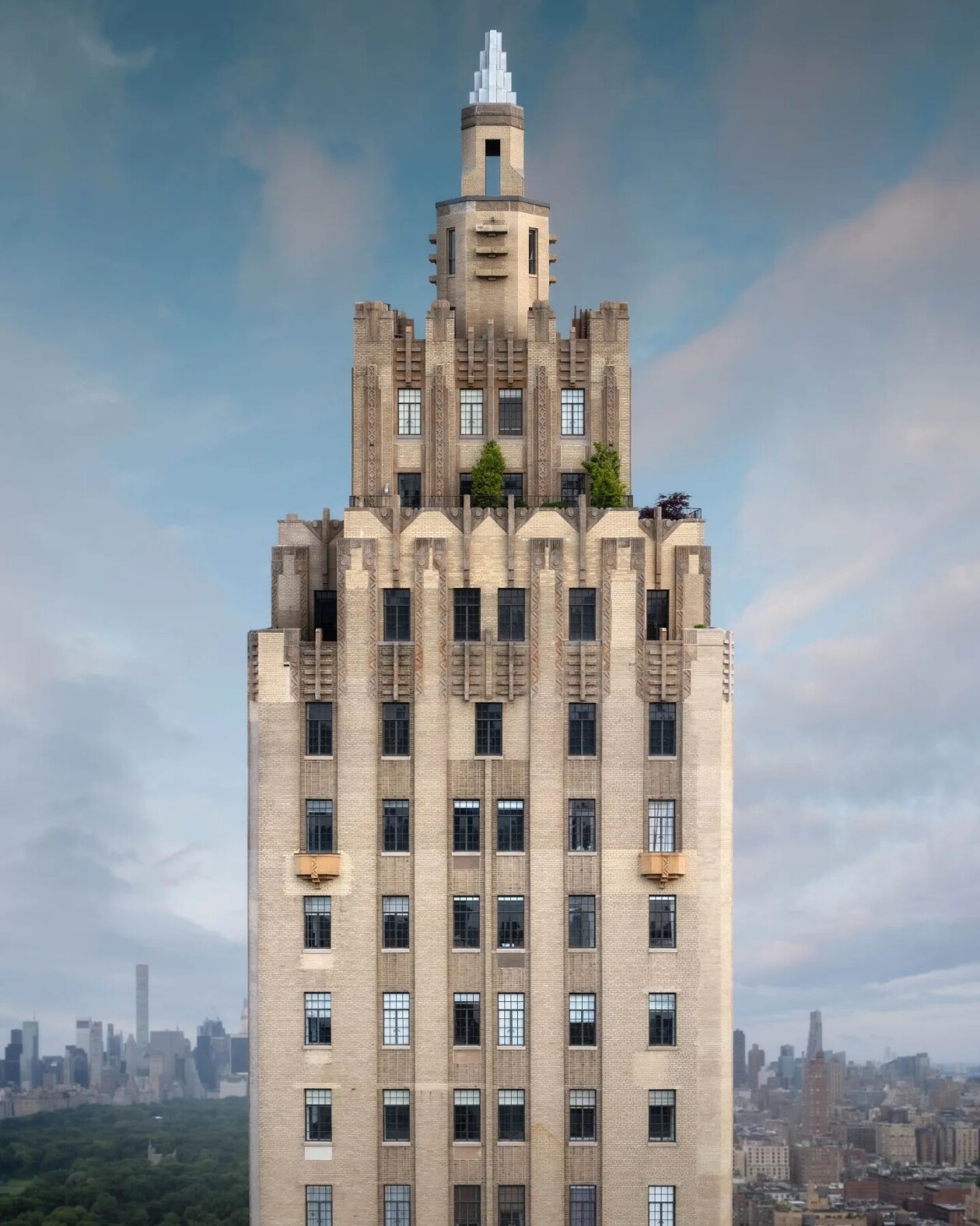 Formidable Drone Photographs That Celebrate The Beauty Of Historic High Rise Buildings In The Us By Chris Hytha (11)