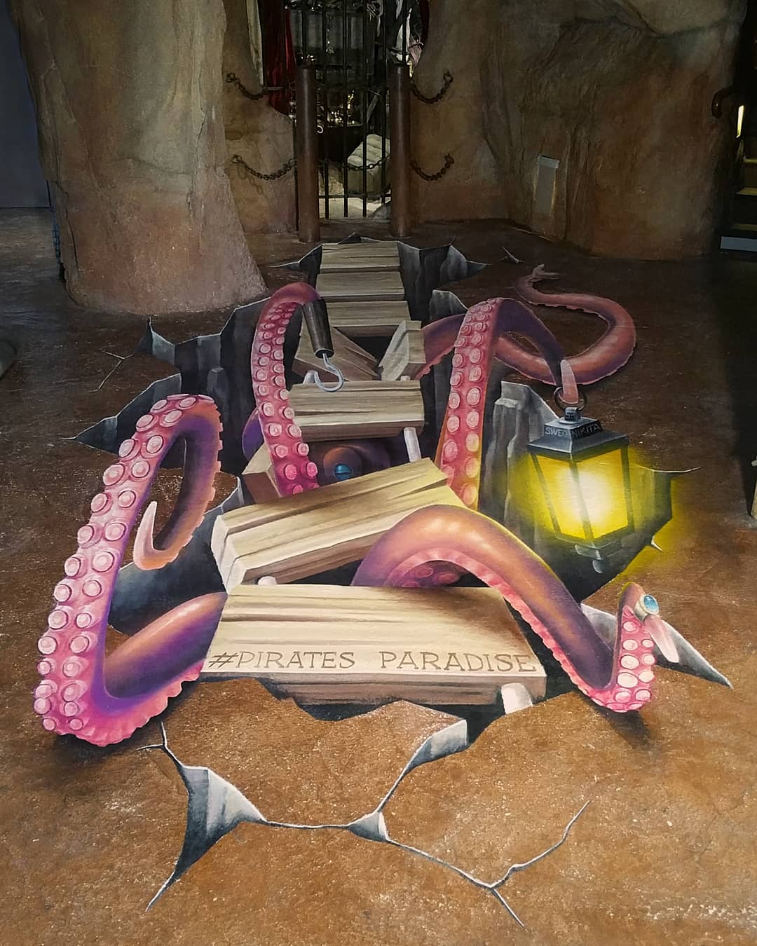 Impressive Graffiti With Optical Illusion By Sebastien Sweo And Nikita (1)