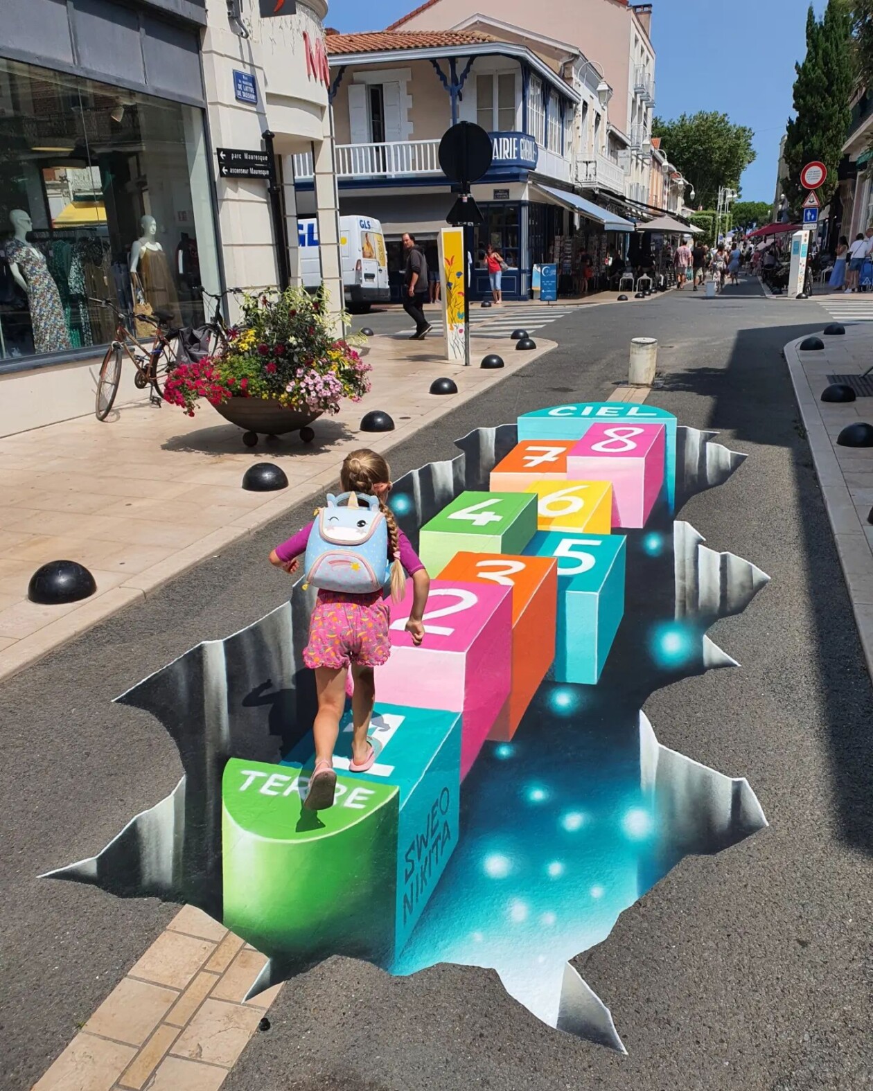 Impressive Graffiti With Optical Illusion By Sebastien Sweo And Nikita (9)
