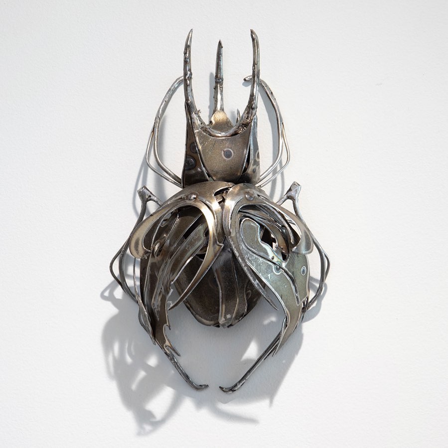 Magnificent Metallic Animal Sculptures Made With Sweeping Lines By Georgie Seccull (2)