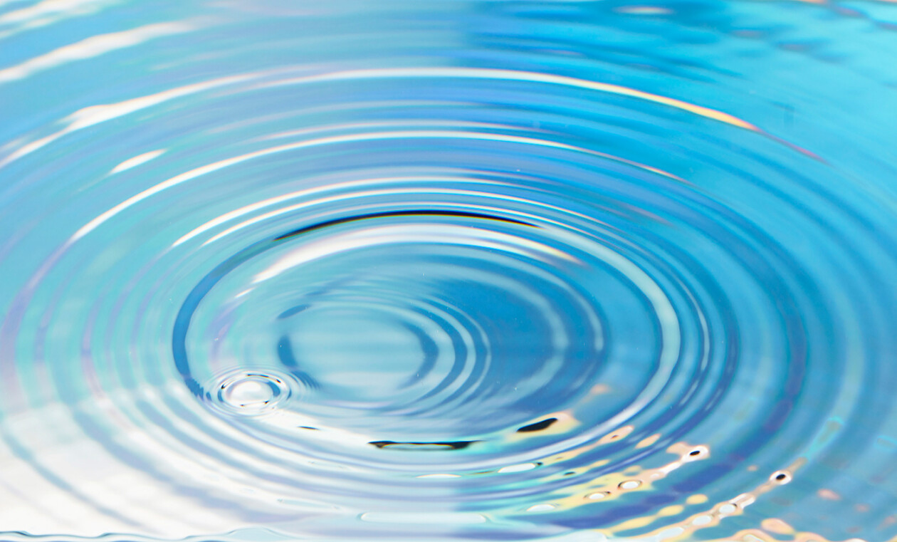 Mesmerizing Photos Of Iridescent Water Ripples By Sue Hsueh (1)