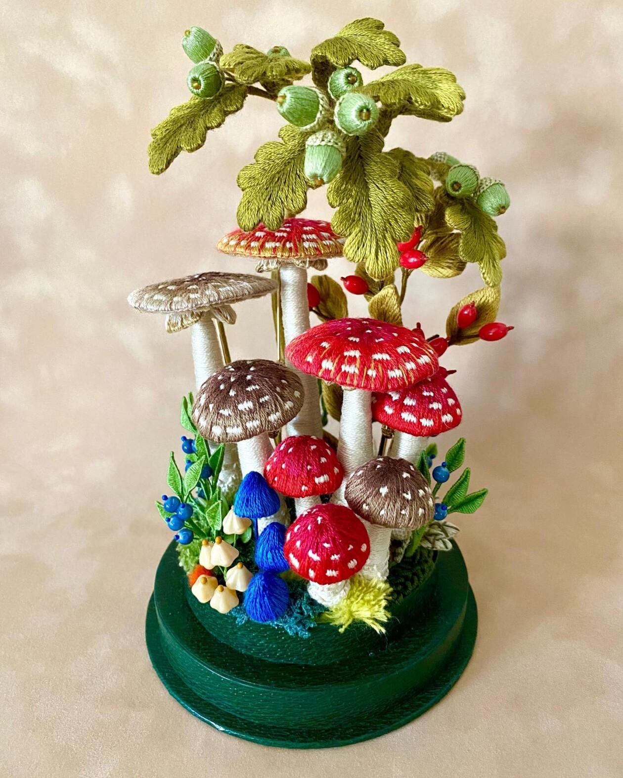 Meticulous And Absolutely Stunning Three Dimensional Embroideries By Pienisieni (11)